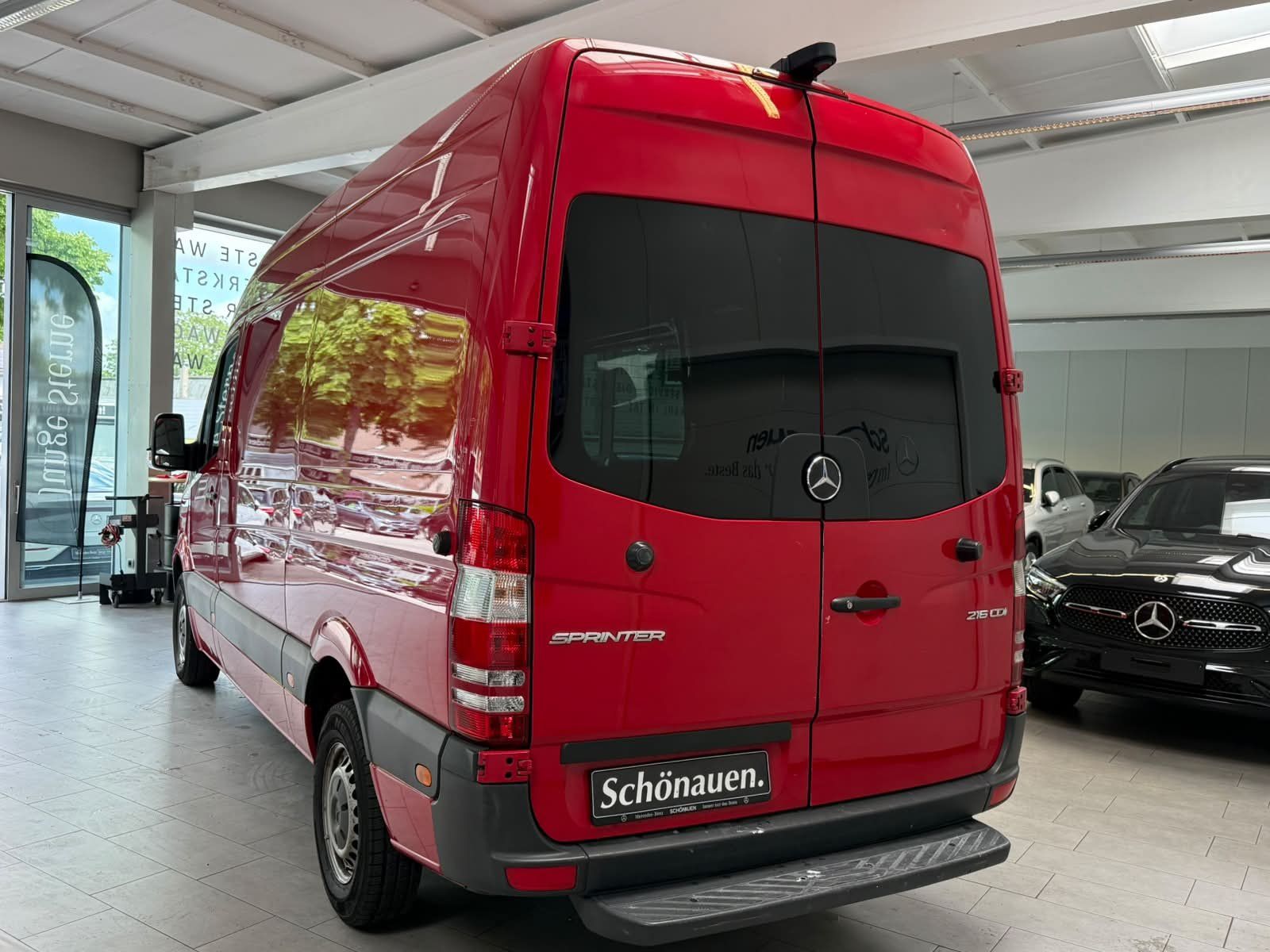 Fahrzeugabbildung Mercedes-Benz Sprinter 216 CDI KA Hoch L2H2 Automatik Klima
