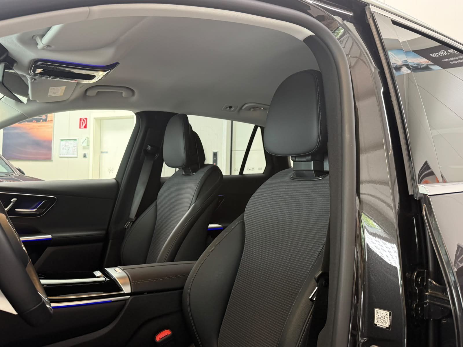 Fahrzeugabbildung Mercedes-Benz GLC 220 d 4M AVANTGARDE ADV. AHK+KEYLESS+DISTR