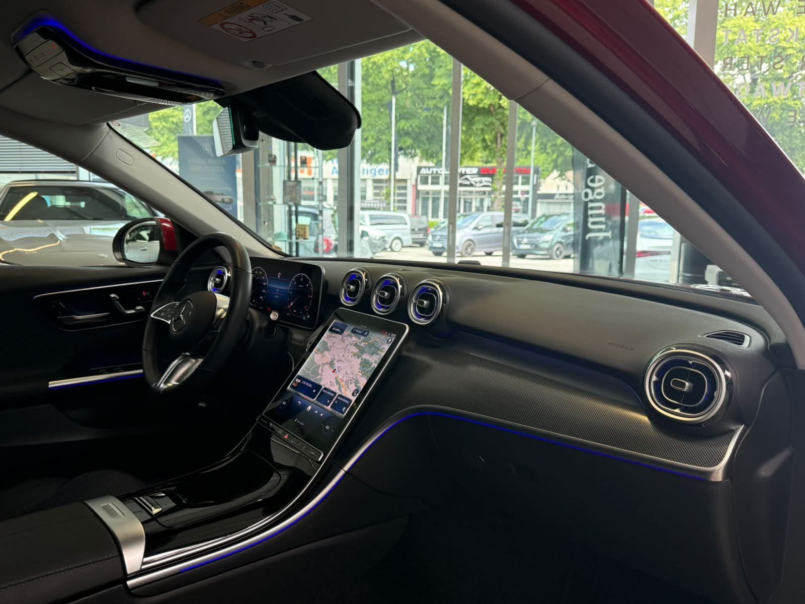 Fahrzeugabbildung Mercedes-Benz C 200 d T AVANTGARDE ADV.PLUS+MEMORY+TOTW+AMBI