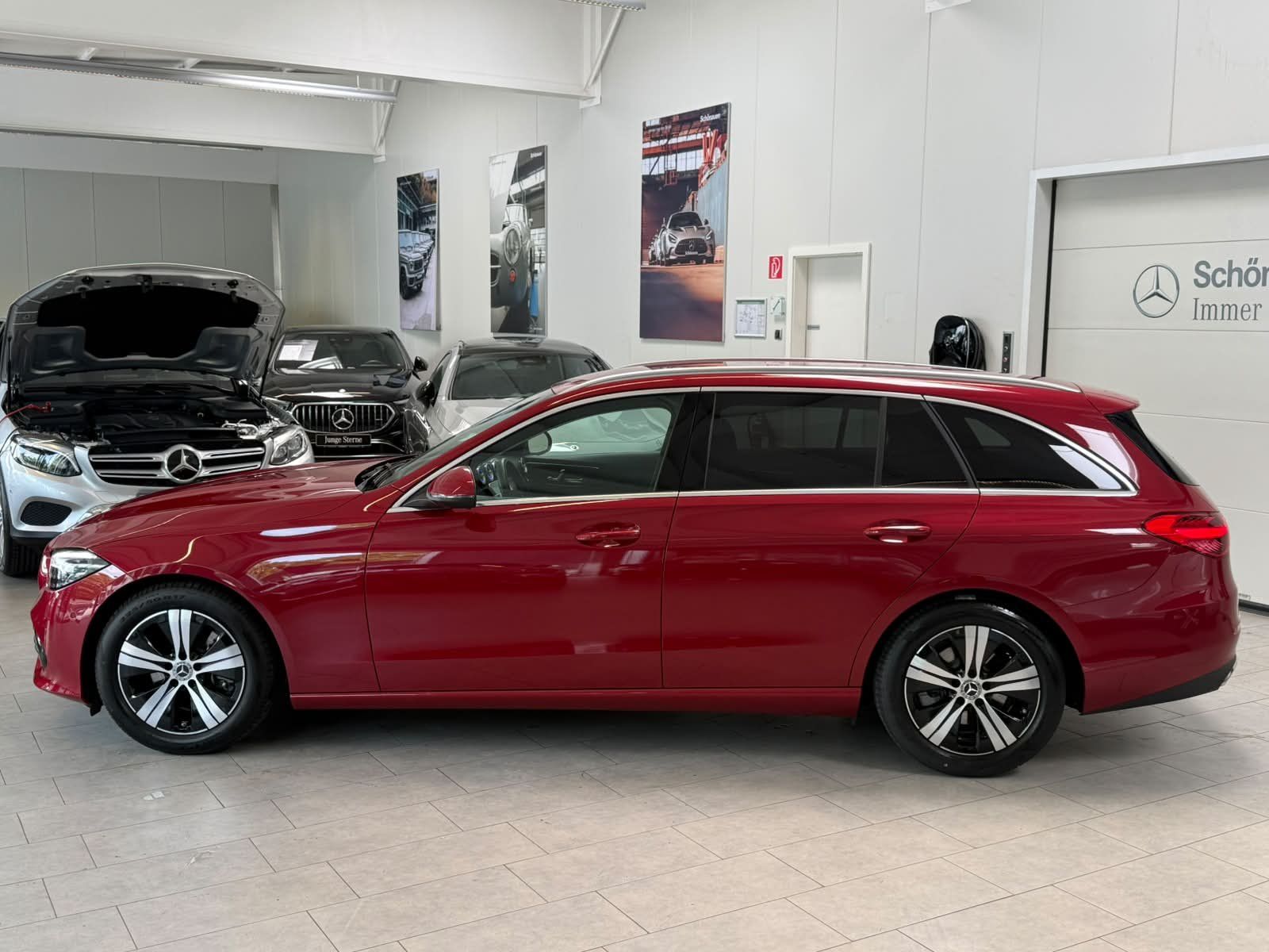 Fahrzeugabbildung Mercedes-Benz C 200 d T AVANTGARDE ADV.PLUS+MEMORY+TOTW+AMBI