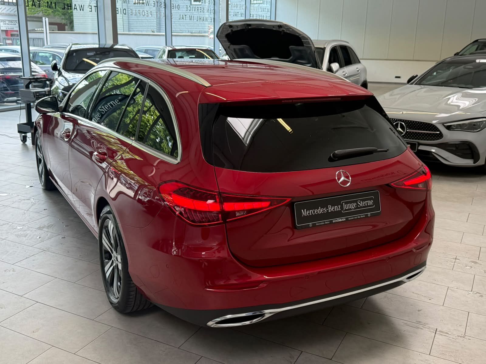 Fahrzeugabbildung Mercedes-Benz C 200 d T AVANTGARDE ADV.PLUS+MEMORY+TOTW+AMBI