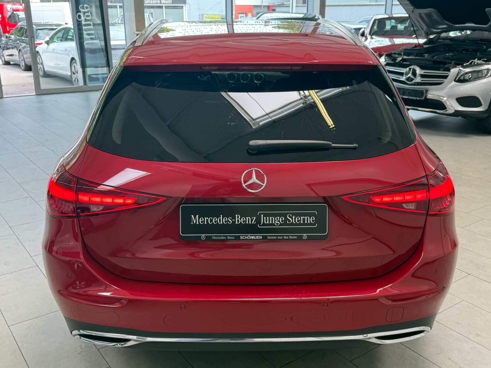Fahrzeugabbildung Mercedes-Benz C 200 d T AVANTGARDE ADV.PLUS+MEMORY+TOTW+AMBI