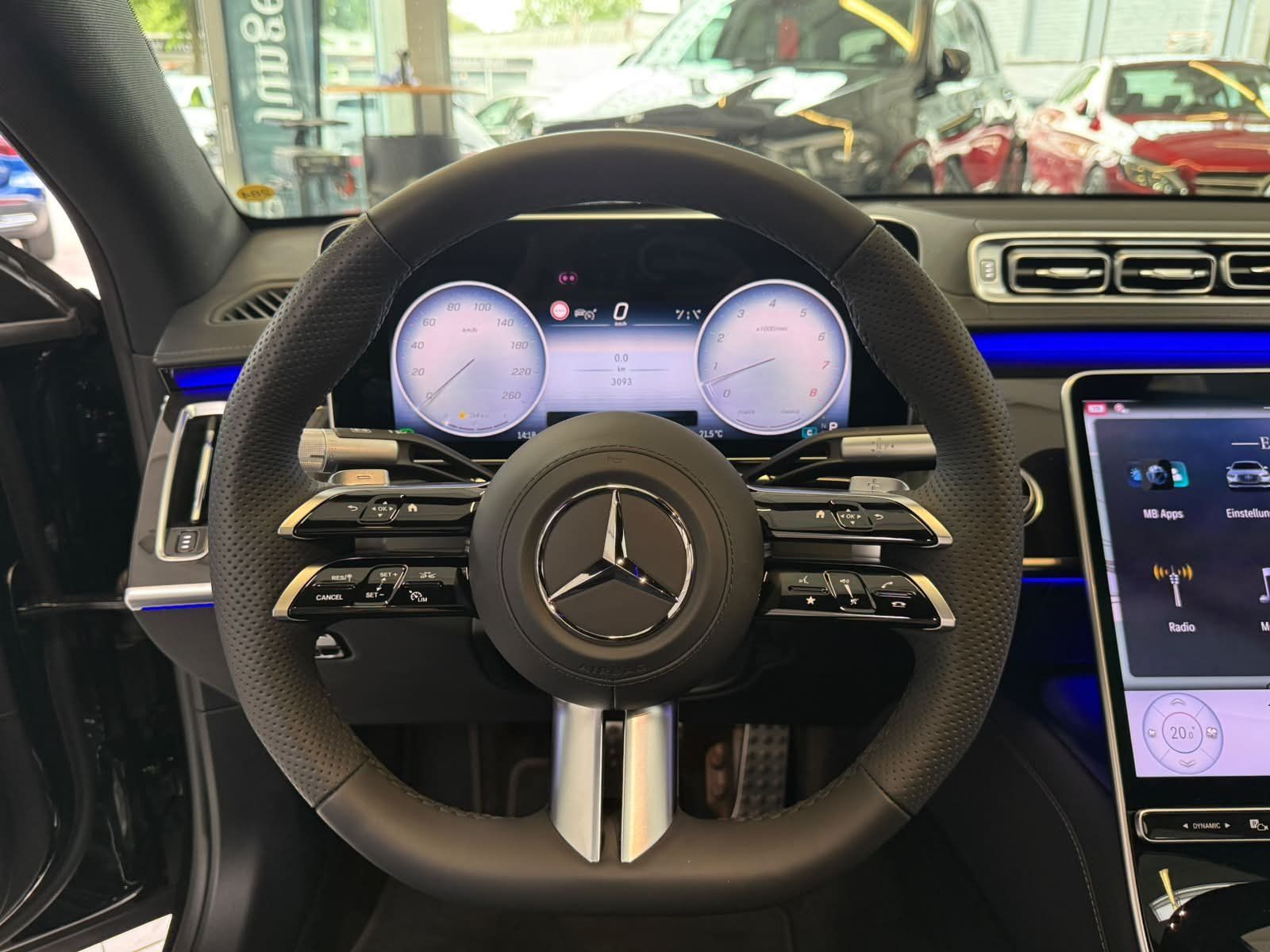 Fahrzeugabbildung Mercedes-Benz S 580 4M Lang AMG+EXECUTIVE+FONDENT+4xMASSAG+HAL