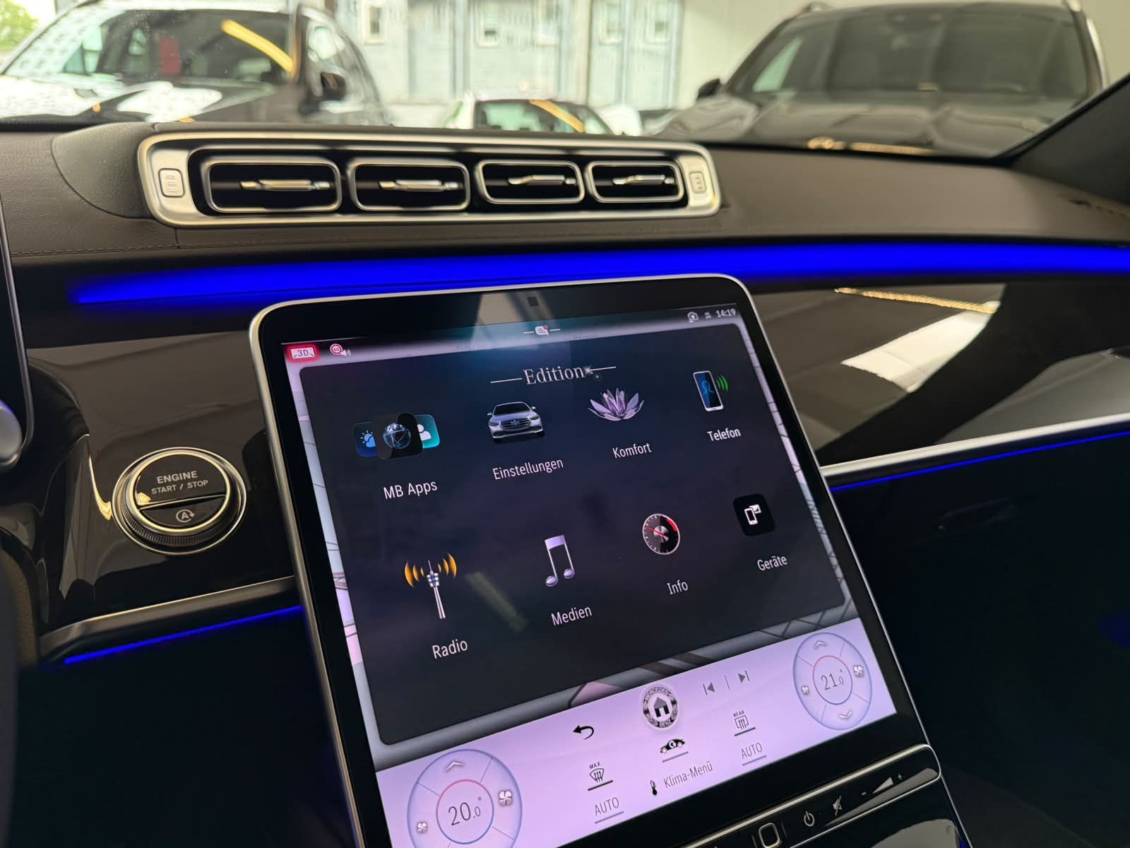 Fahrzeugabbildung Mercedes-Benz S 580 4M Lang AMG+EXECUTIVE+FONDENT+4xMASSAG+HAL