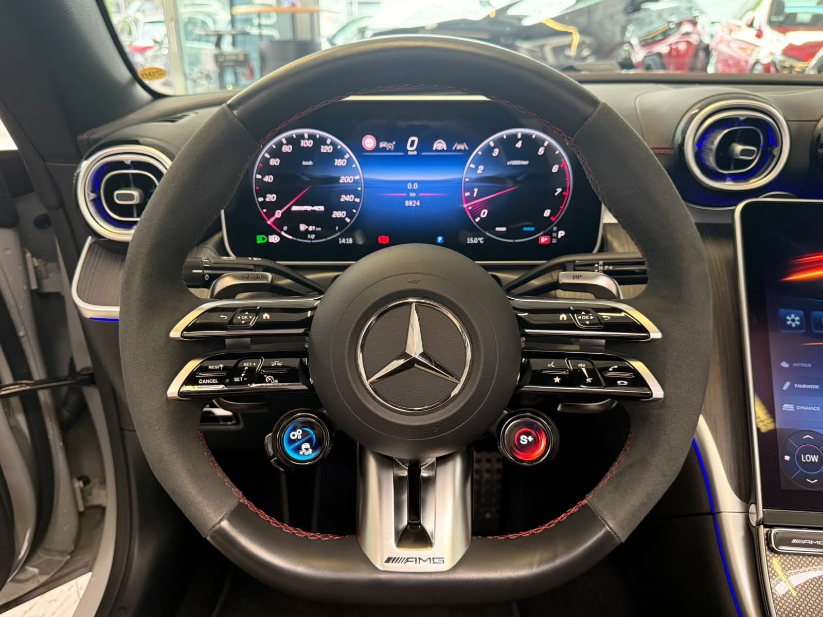 Fahrzeugabbildung Mercedes-Benz CLE 534M+Cabrio PERF.SITZ+DYN.PLUS+DLIGHT+BURM3D