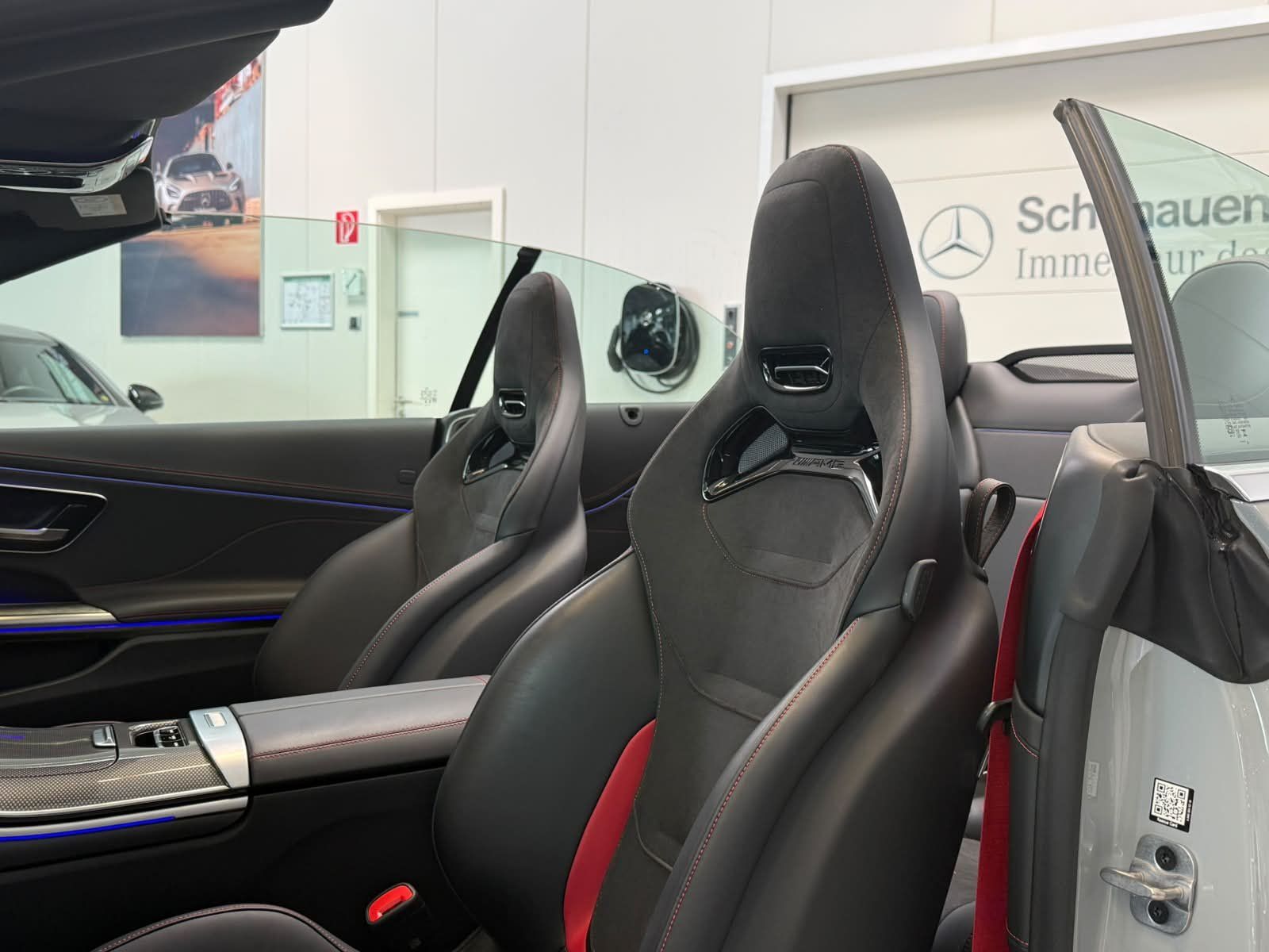 Fahrzeugabbildung Mercedes-Benz CLE 534M+Cabrio PERF.SITZ+DYN.PLUS+DLIGHT+BURM3D
