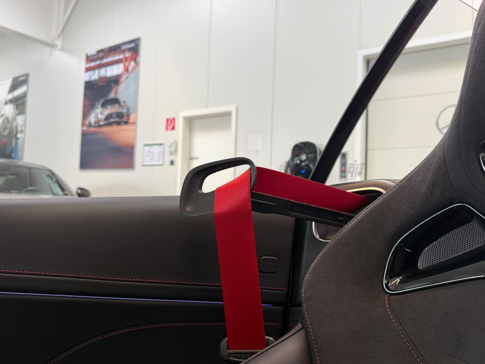 Fahrzeugabbildung Mercedes-Benz CLE 534M+Cabrio PERF.SITZ+DYN.PLUS+DLIGHT+BURM3D