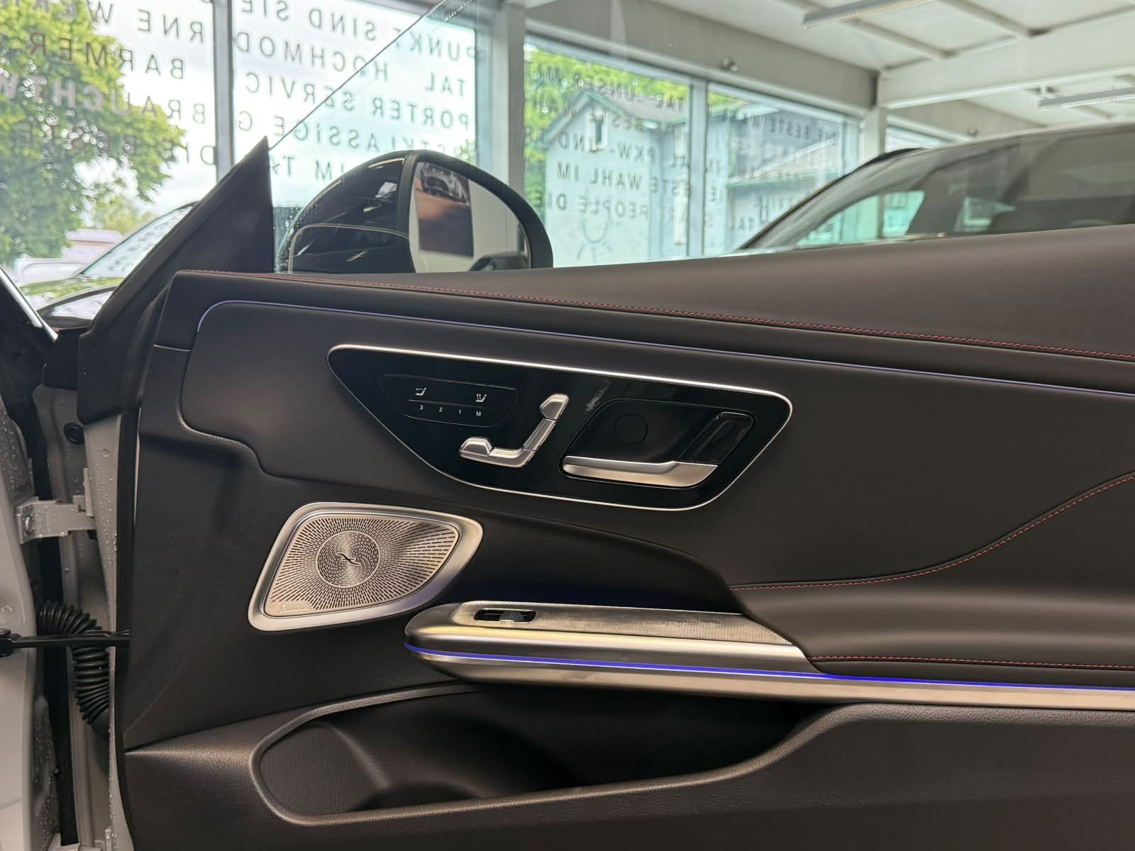 Fahrzeugabbildung Mercedes-Benz CLE 534M+Cabrio PERF.SITZ+DYN.PLUS+DLIGHT+BURM3D
