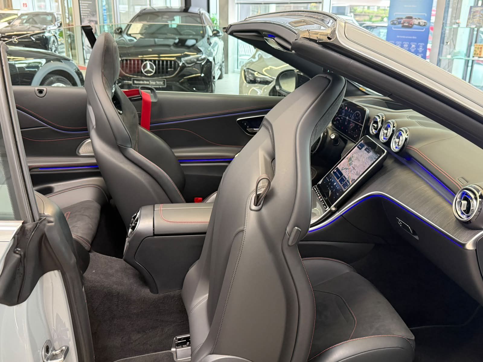Fahrzeugabbildung Mercedes-Benz CLE 534M+Cabrio PERF.SITZ+DYN.PLUS+DLIGHT+BURM3D