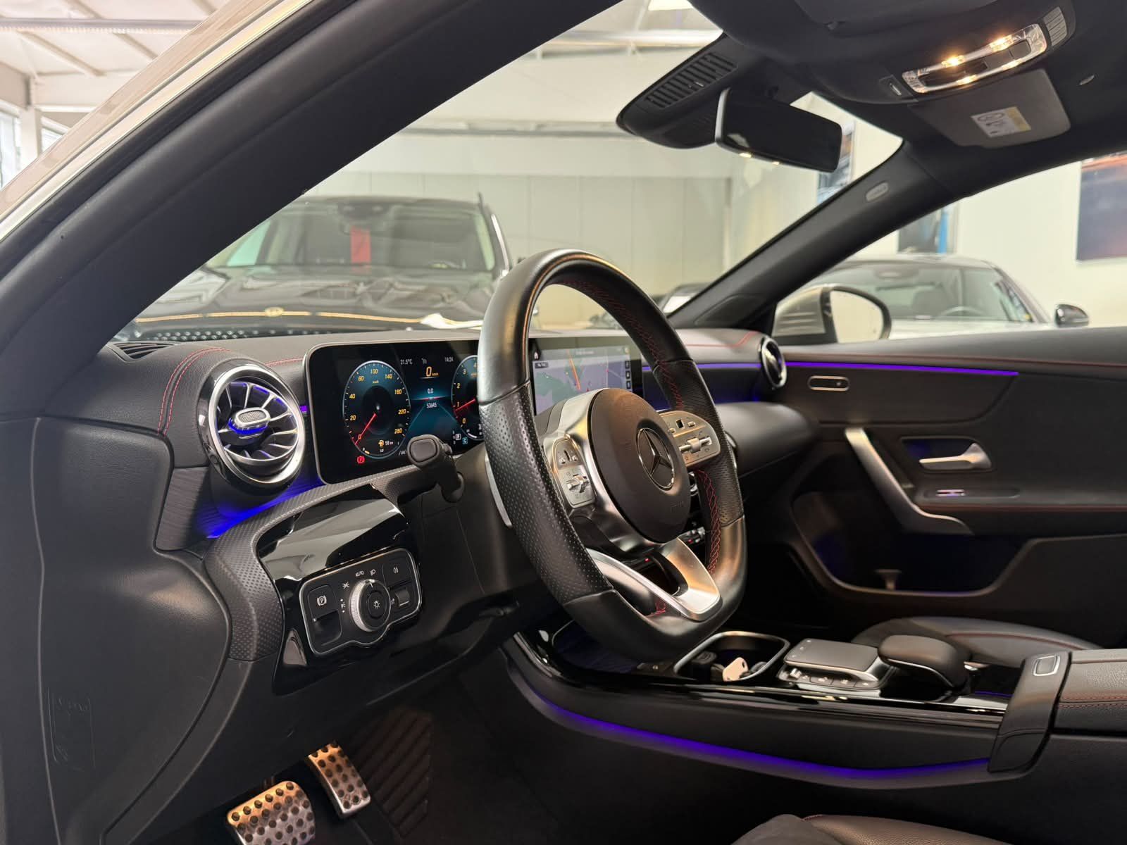 Fahrzeugabbildung Mercedes-Benz CLA 200 SB AMG+PANO+ALLWETTER+TEMPOMAT+AMBI+TOTW