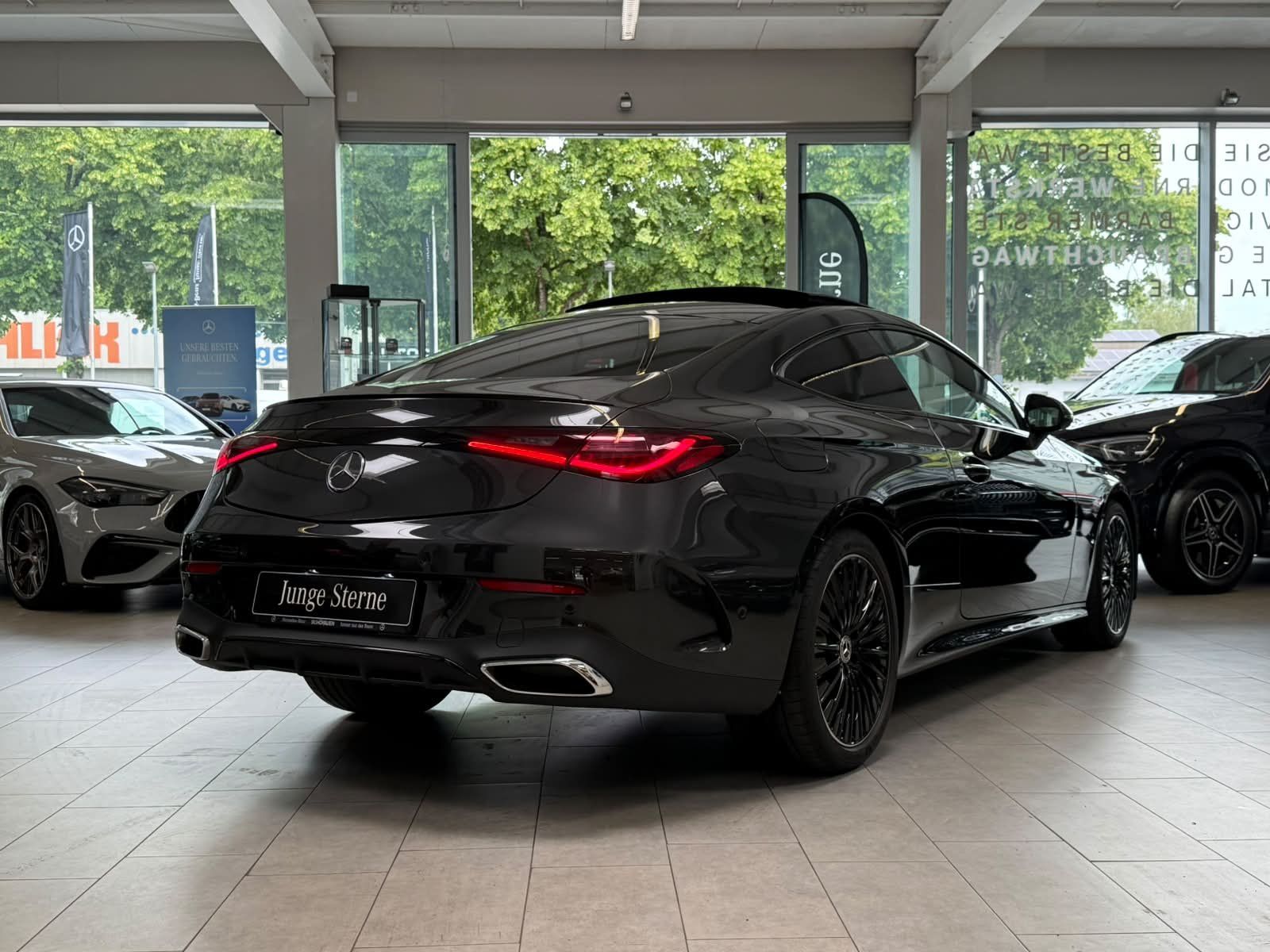 Fahrzeugabbildung Mercedes-Benz CLE 220 d Coupé AMG PREM.PLUS+DLIGHT+BURM3D+PANO
