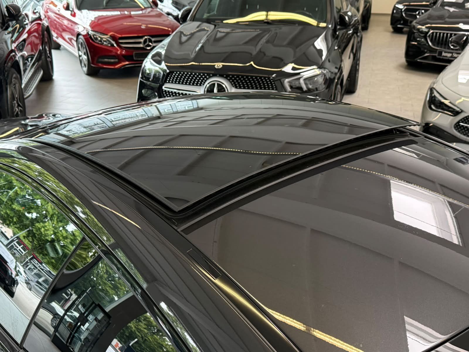 Fahrzeugabbildung Mercedes-Benz CLE 220 d Coupé AMG PREM.PLUS+DLIGHT+BURM3D+PANO