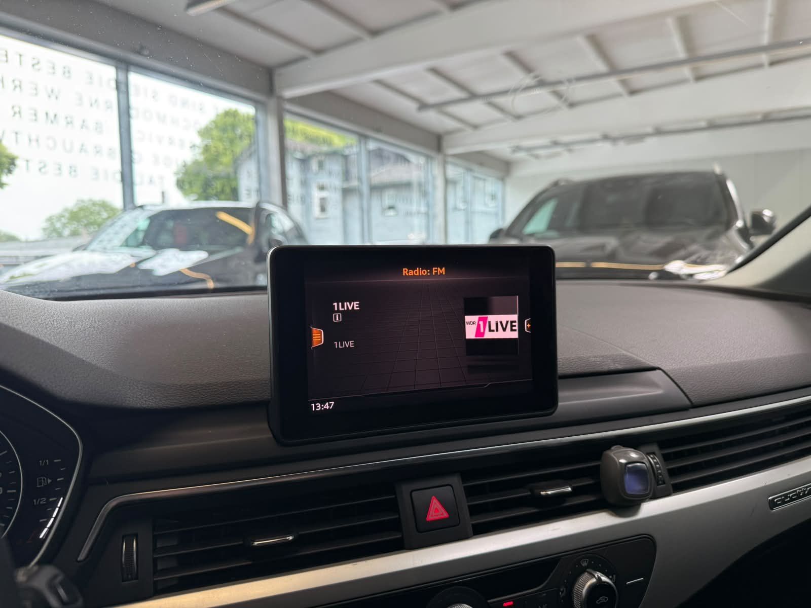 Fahrzeugabbildung Audi A4 allroad quattro / Verkauf nur an Gewerbe!