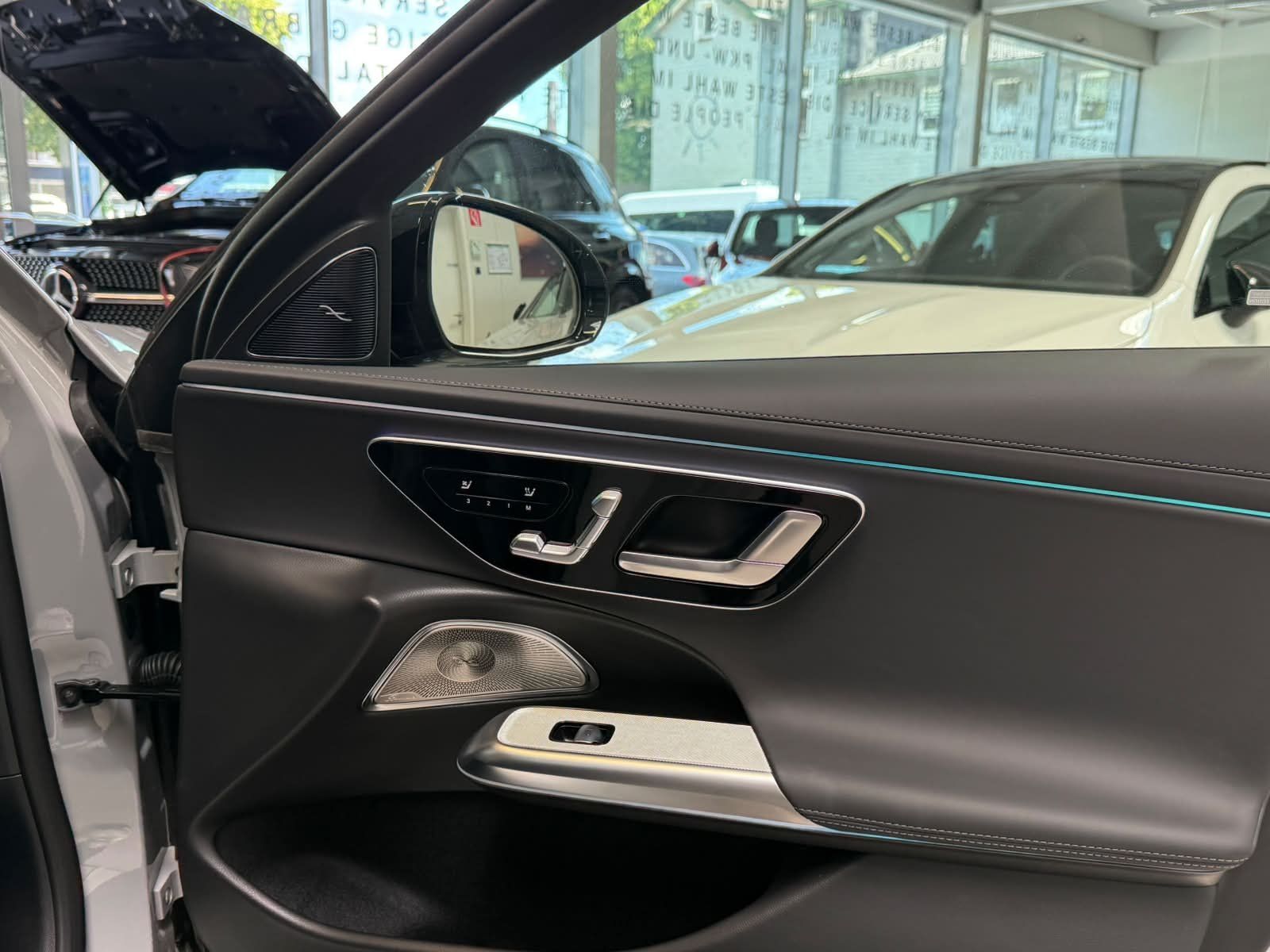 Fahrzeugabbildung Mercedes-Benz E53 Hybrid 4M+ T NAPPA+DYNPLUS+AHK+BURM4D+FAP