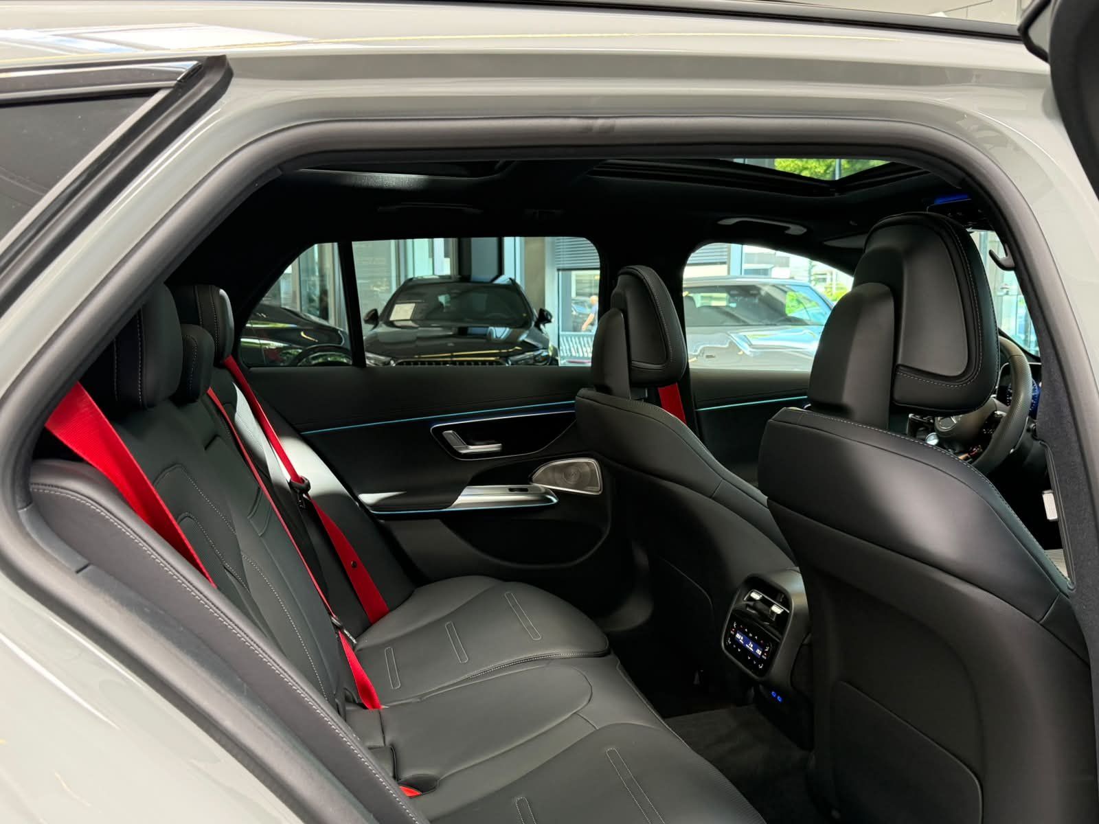 Fahrzeugabbildung Mercedes-Benz E53 Hybrid 4M+ T NAPPA+DYNPLUS+AHK+BURM4D+FAP