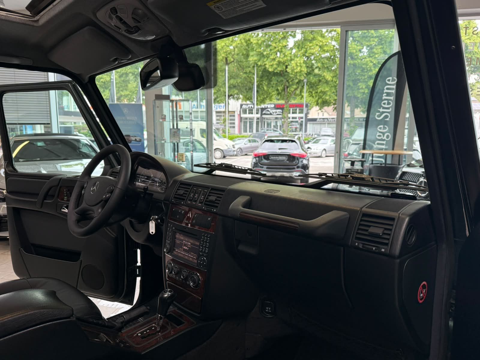 Fahrzeugabbildung Mercedes-Benz G 350 BlueTEC Station-Wagen kurz TOP ZUSTAND