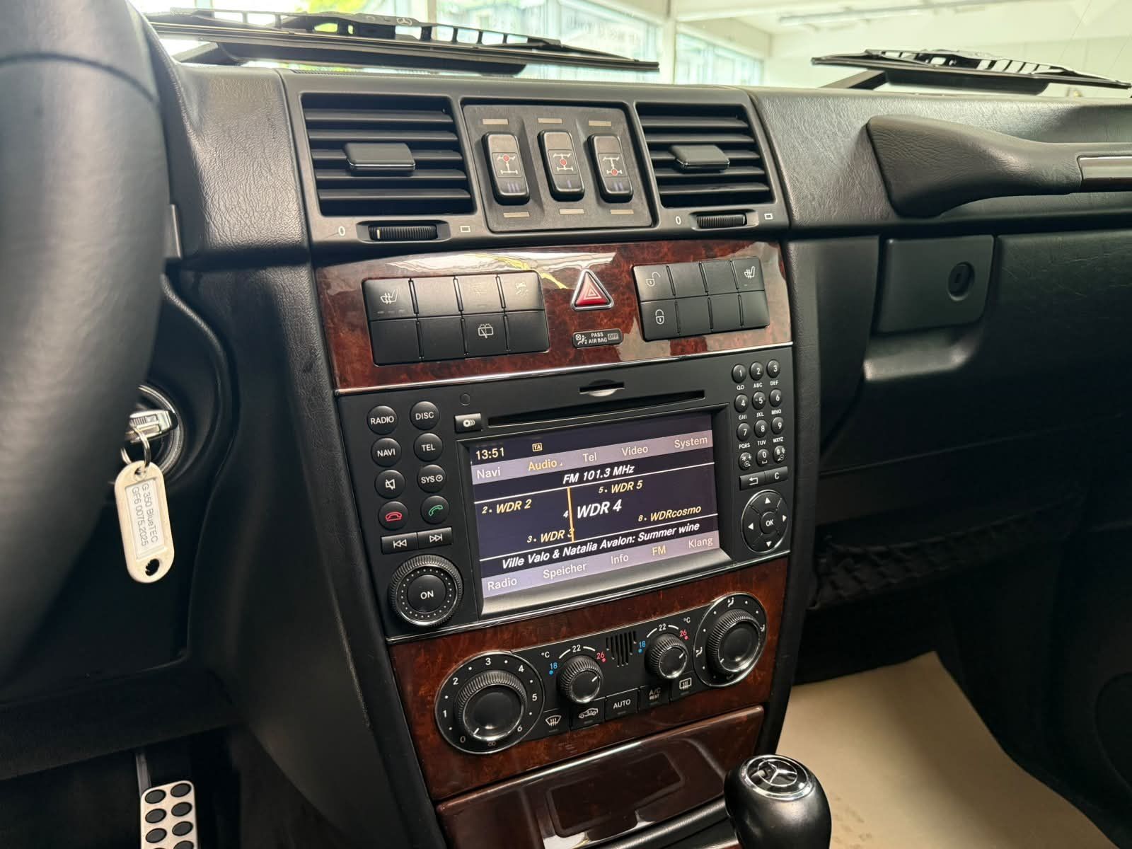 Fahrzeugabbildung Mercedes-Benz G 350 BlueTEC Station-Wagen kurz TOP ZUSTAND