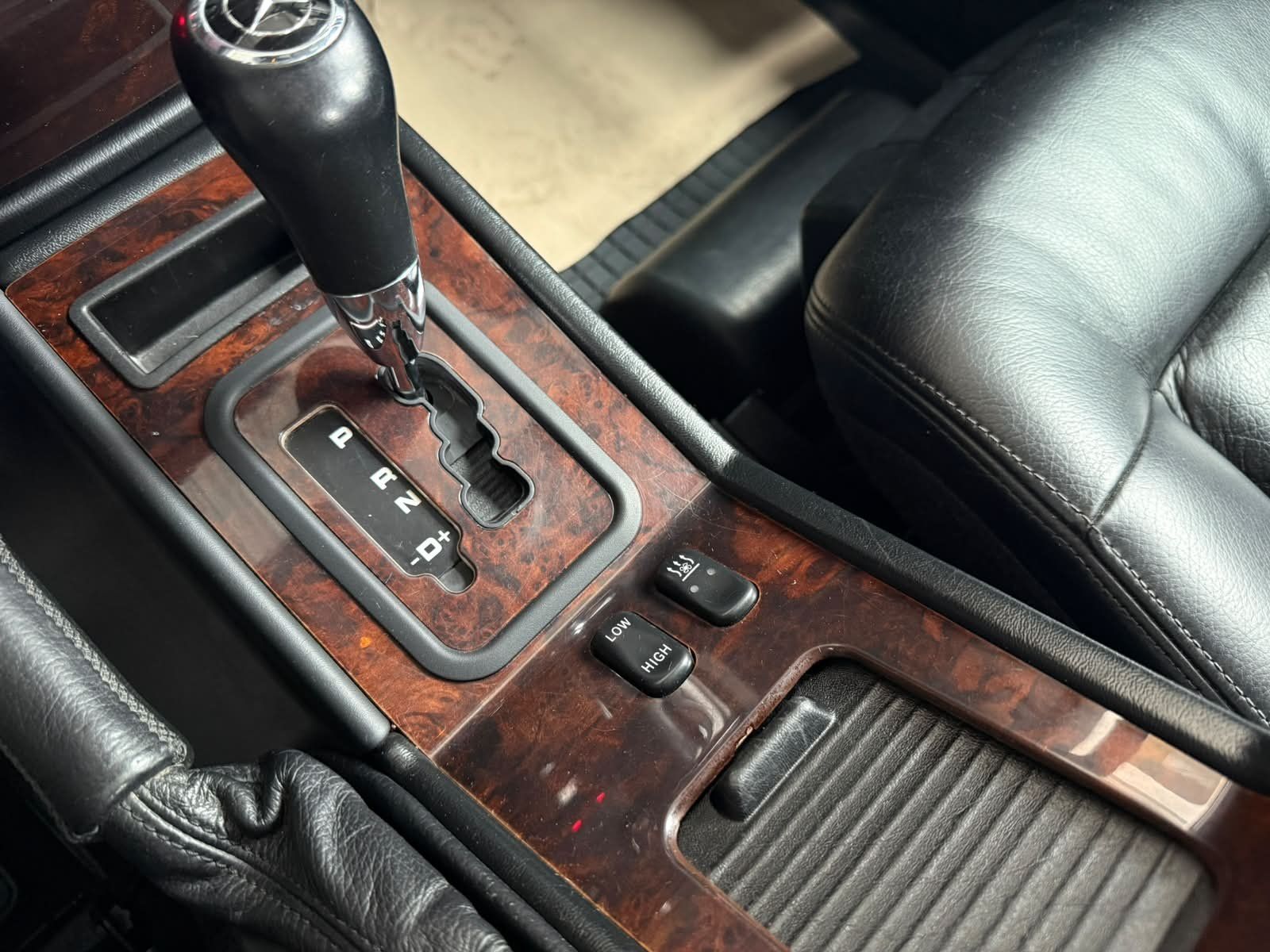 Fahrzeugabbildung Mercedes-Benz G 350 BlueTEC Station-Wagen kurz TOP ZUSTAND