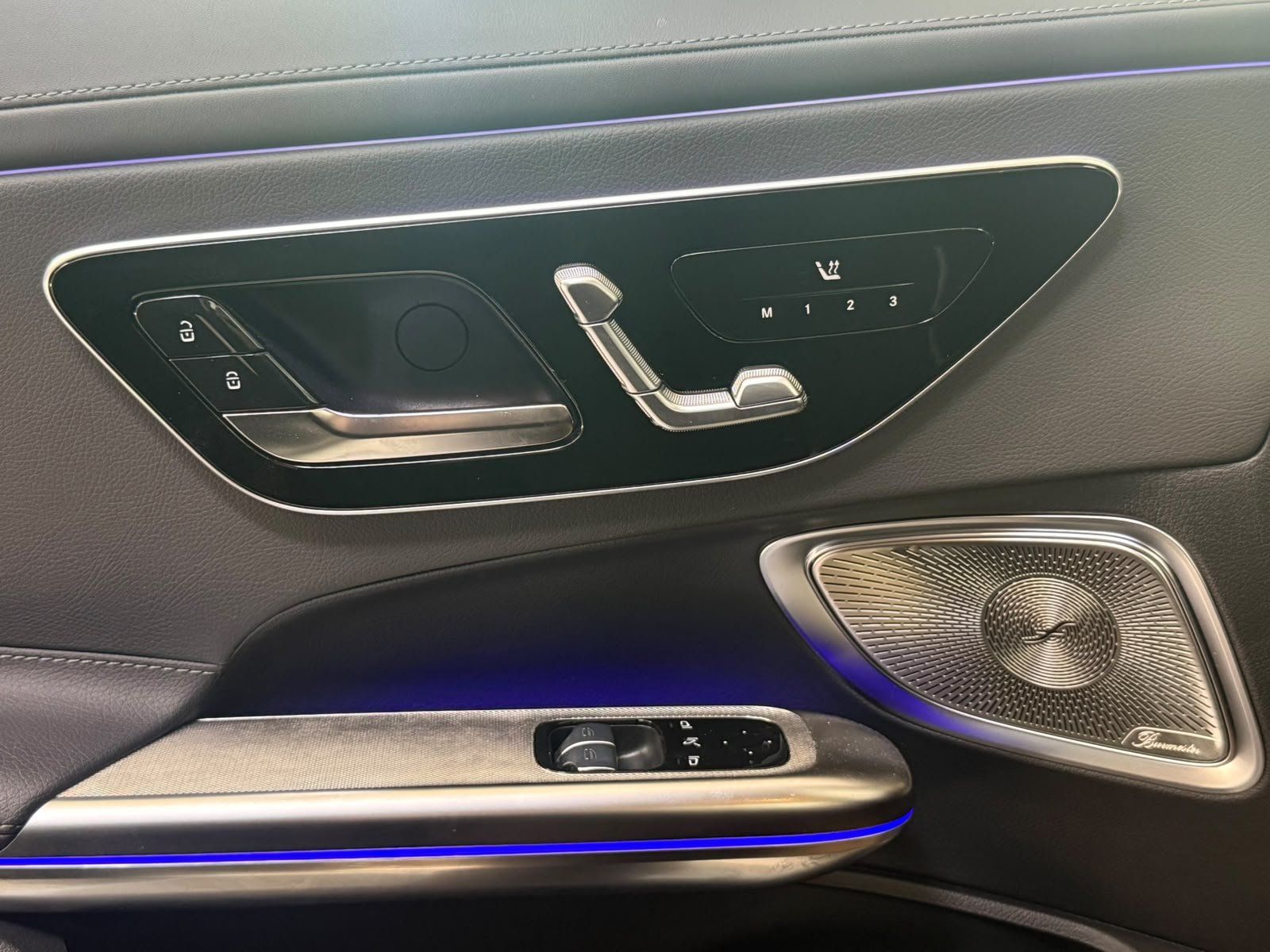 Fahrzeugabbildung Mercedes-Benz CLE 220 d AMG+HUD+PANO+BURM+NIGHT+MEMORY+DIGITAL