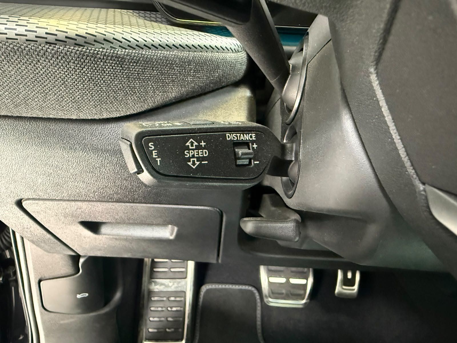 Fahrzeugabbildung Audi Q5 2.0 TFSI S-LINE PANO+KAMERA+3ZONEN+LED+20"