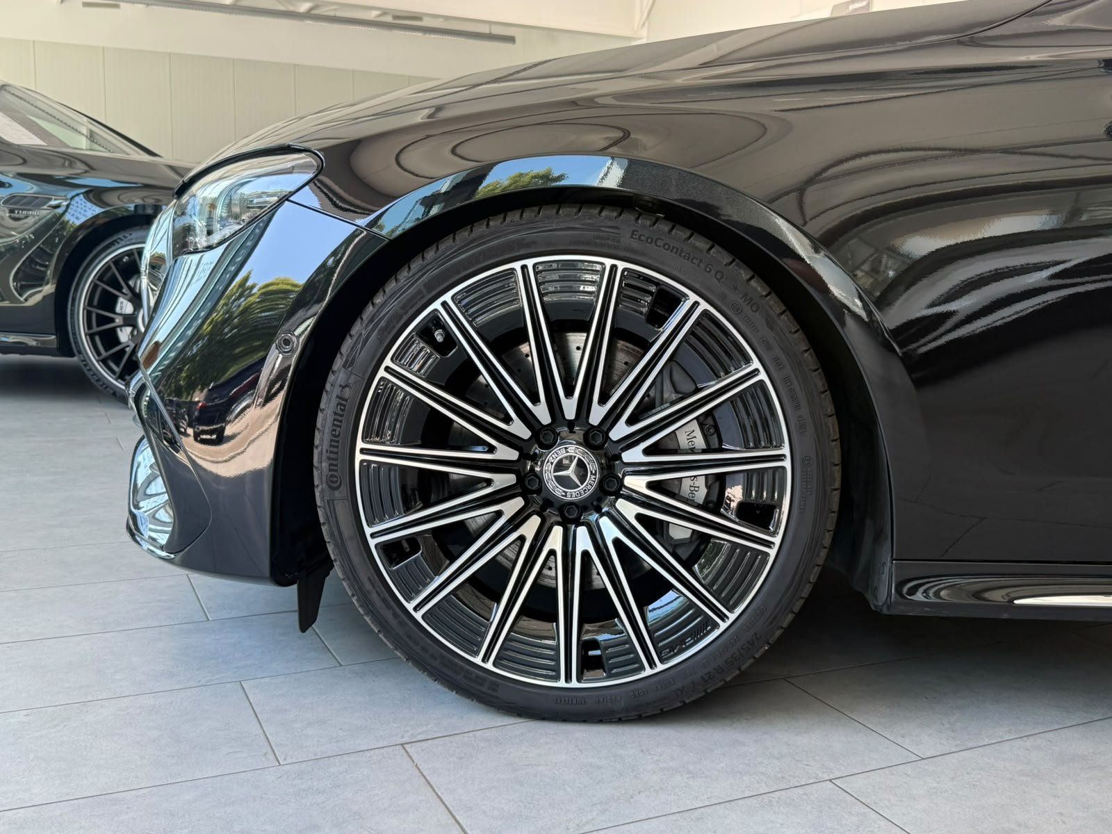 Fahrzeugabbildung Mercedes-Benz E 450d 4M T AMG+STDHZ+HUD+PANO+AIRMATIC+BURM4D