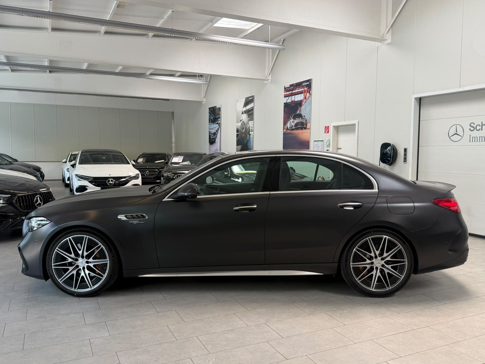 Fahrzeugabbildung Mercedes-Benz C 63 S E Performance DRIVER+PANO+PERFSITZ+KERAMI