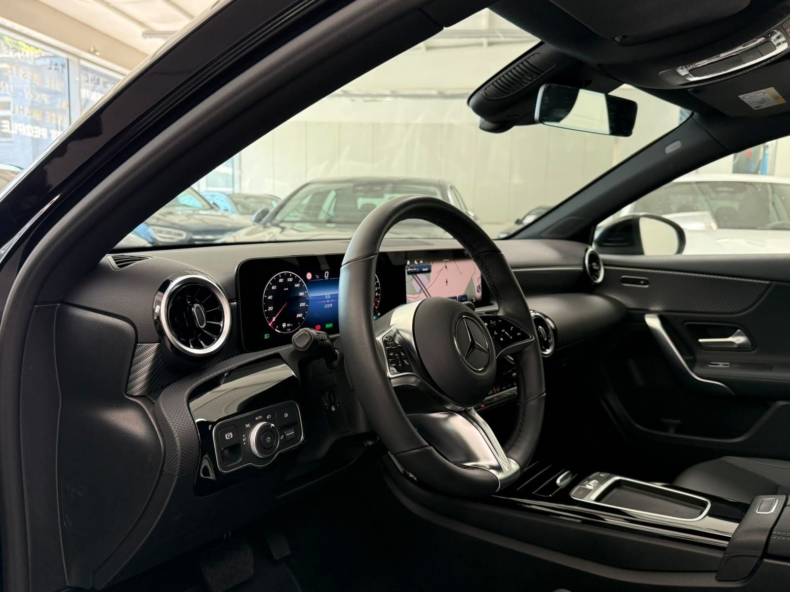 Fahrzeugabbildung Mercedes-Benz A 250 e PROGRESSIVE ADV+AC11KW+VZ-ASSIST+WINTER