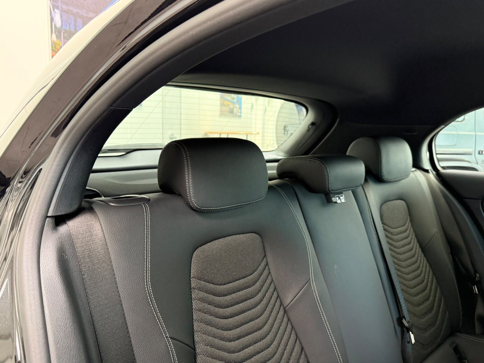 Fahrzeugabbildung Mercedes-Benz A 250 e PROGRESSIVE ADV+AC11KW+VZ-ASSIST+WINTER