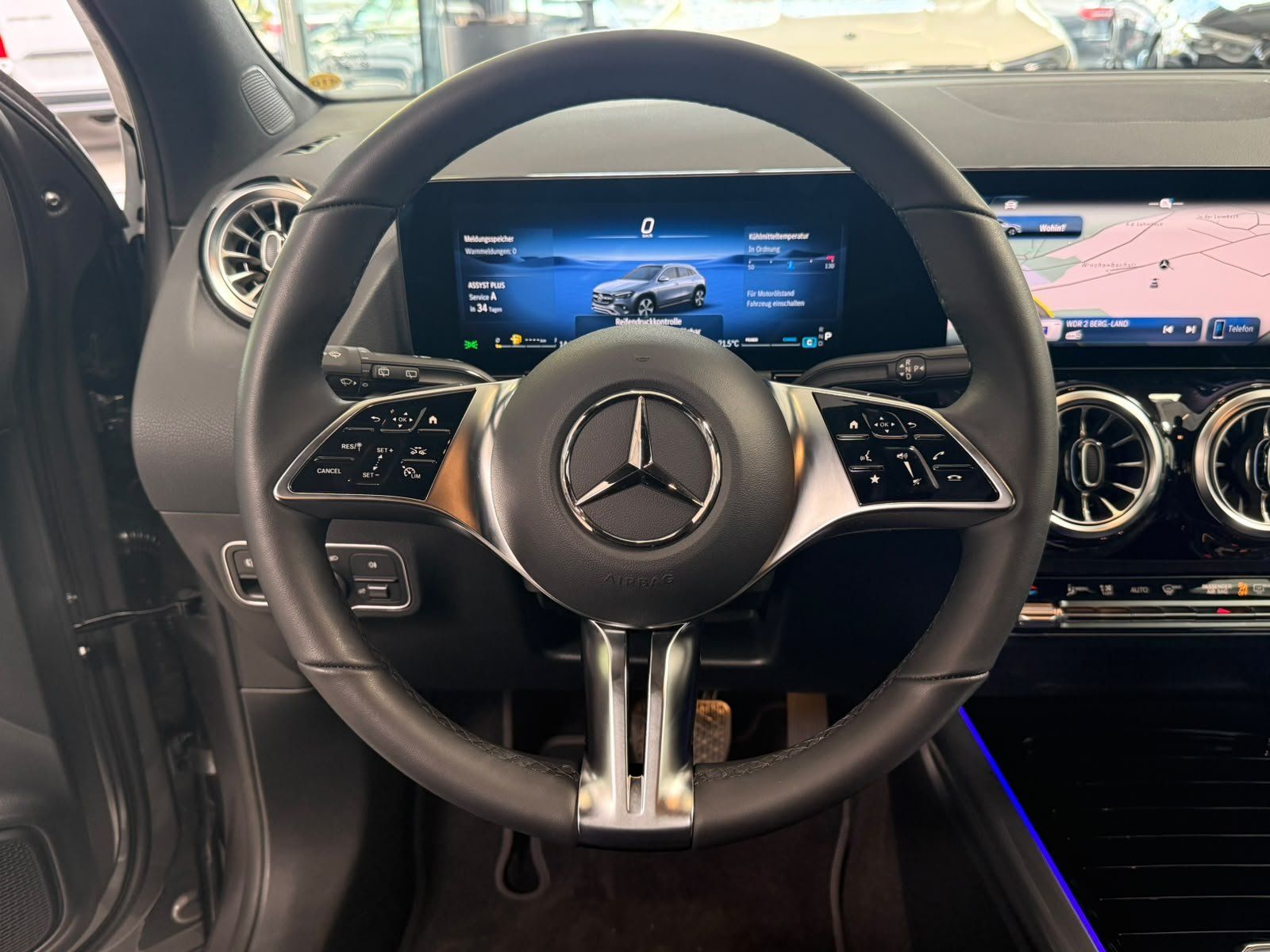 Fahrzeugabbildung Mercedes-Benz GLA 200 Progressive MEMORY+KEYLESS+LED+KAMERA