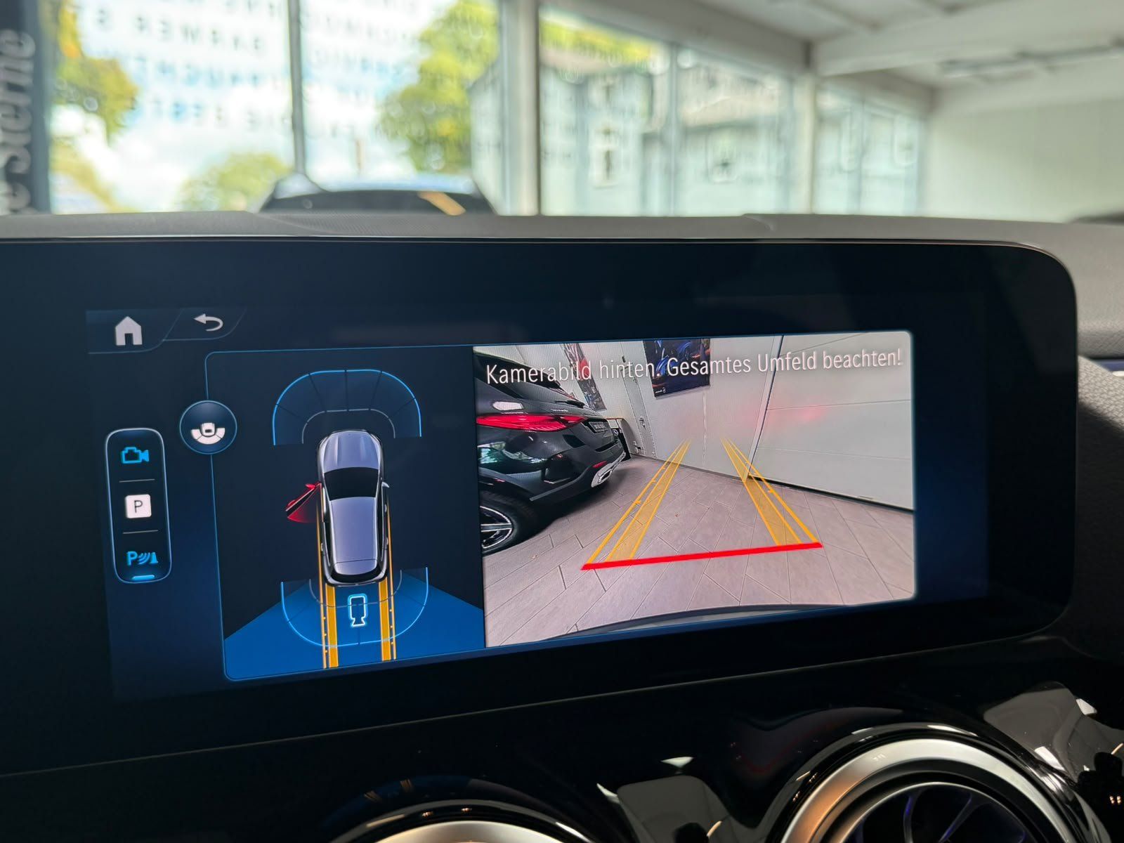 Fahrzeugabbildung Mercedes-Benz GLA 200 Progressive MEMORY+KEYLESS+LED+KAMERA