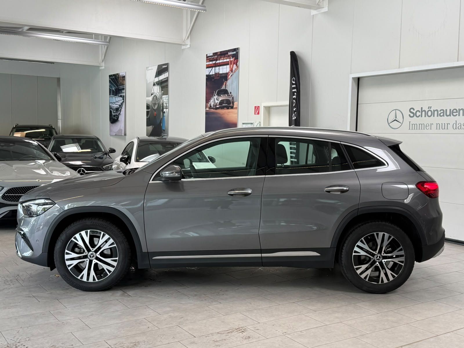 Fahrzeugabbildung Mercedes-Benz GLA 200 Progressive MEMORY+KEYLESS+LED+KAMERA