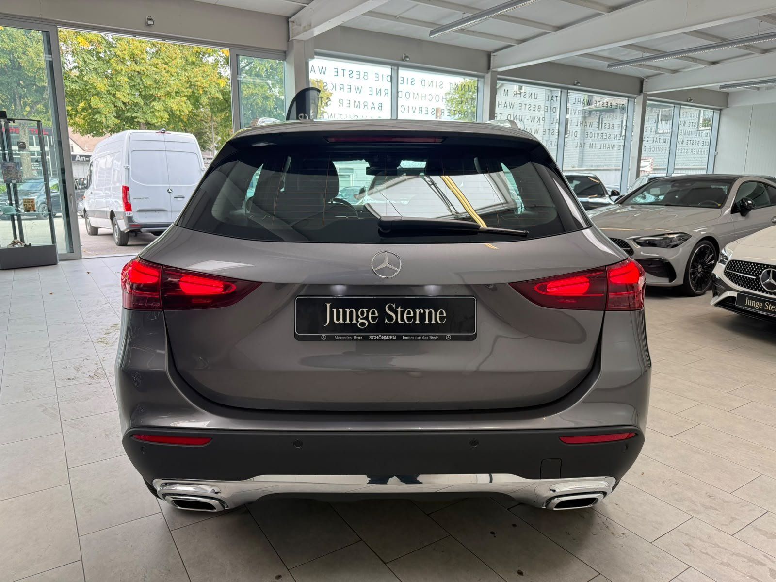 Fahrzeugabbildung Mercedes-Benz GLA 200 Progressive MEMORY+KEYLESS+LED+KAMERA