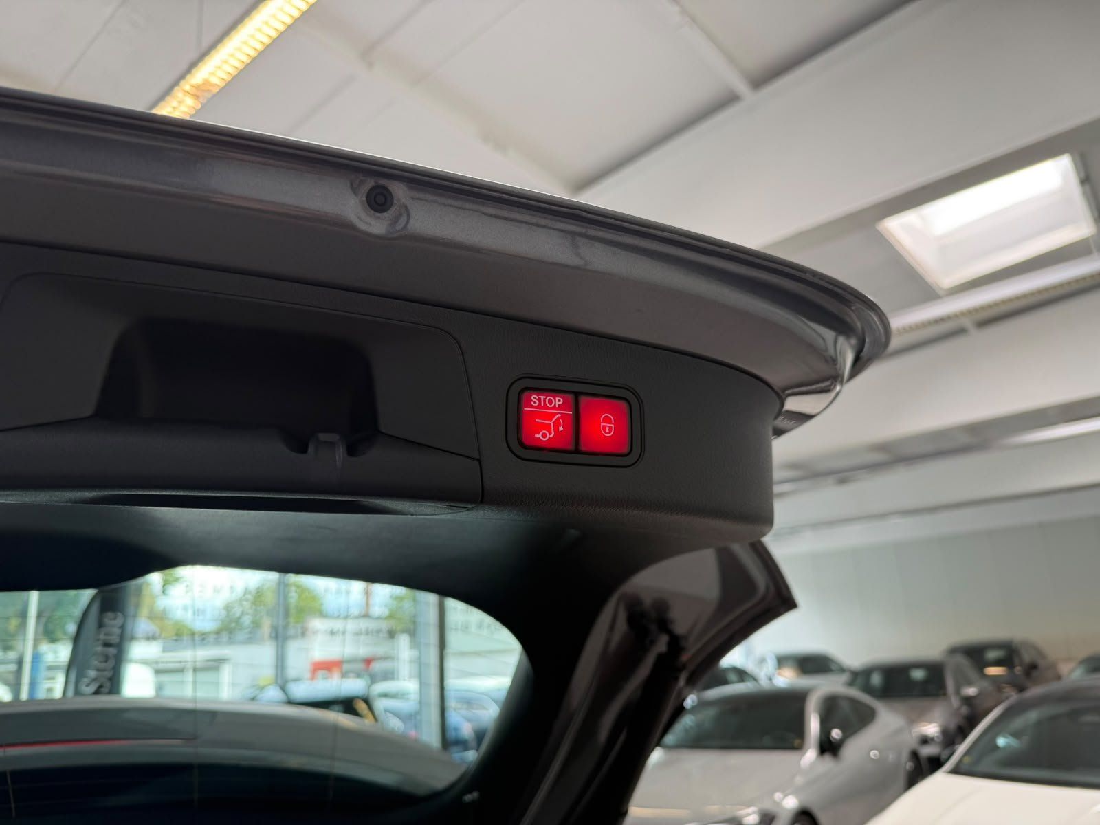 Fahrzeugabbildung Mercedes-Benz GLA 200 Progressive MEMORY+KEYLESS+LED+KAMERA