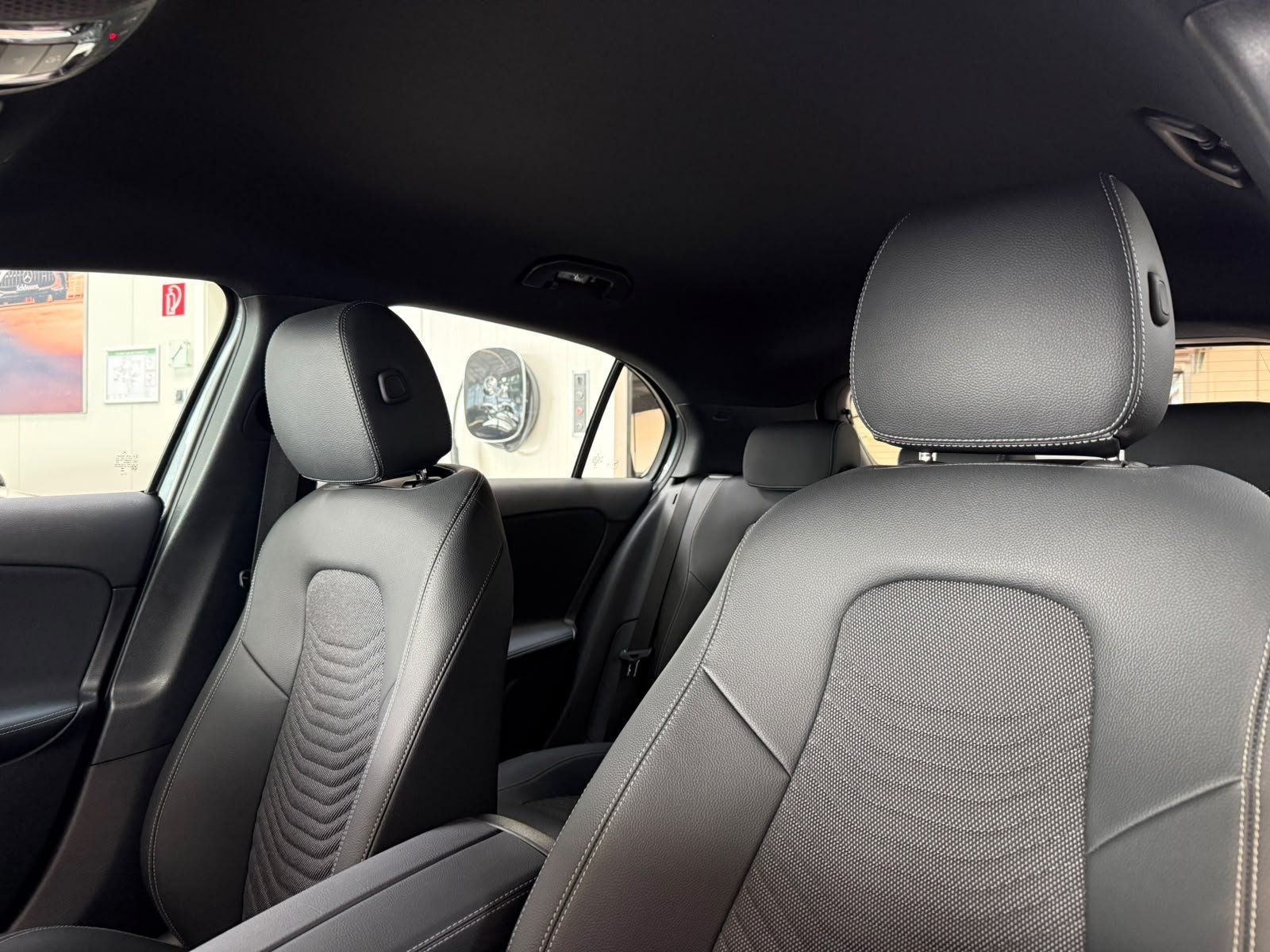 Fahrzeugabbildung Mercedes-Benz A 180 Progressive KAMERA+LED+LENKRADHZ+DAB+SPUR