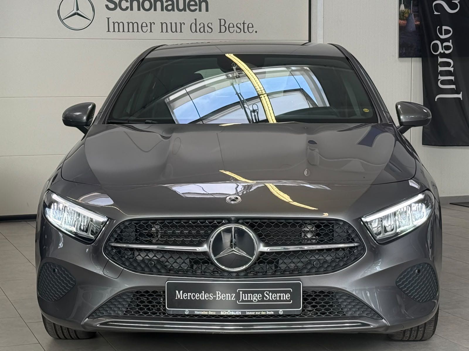 Fahrzeugabbildung Mercedes-Benz A 180 Progressive KAMERA+LED+LENKRADHZ+DAB+SPUR