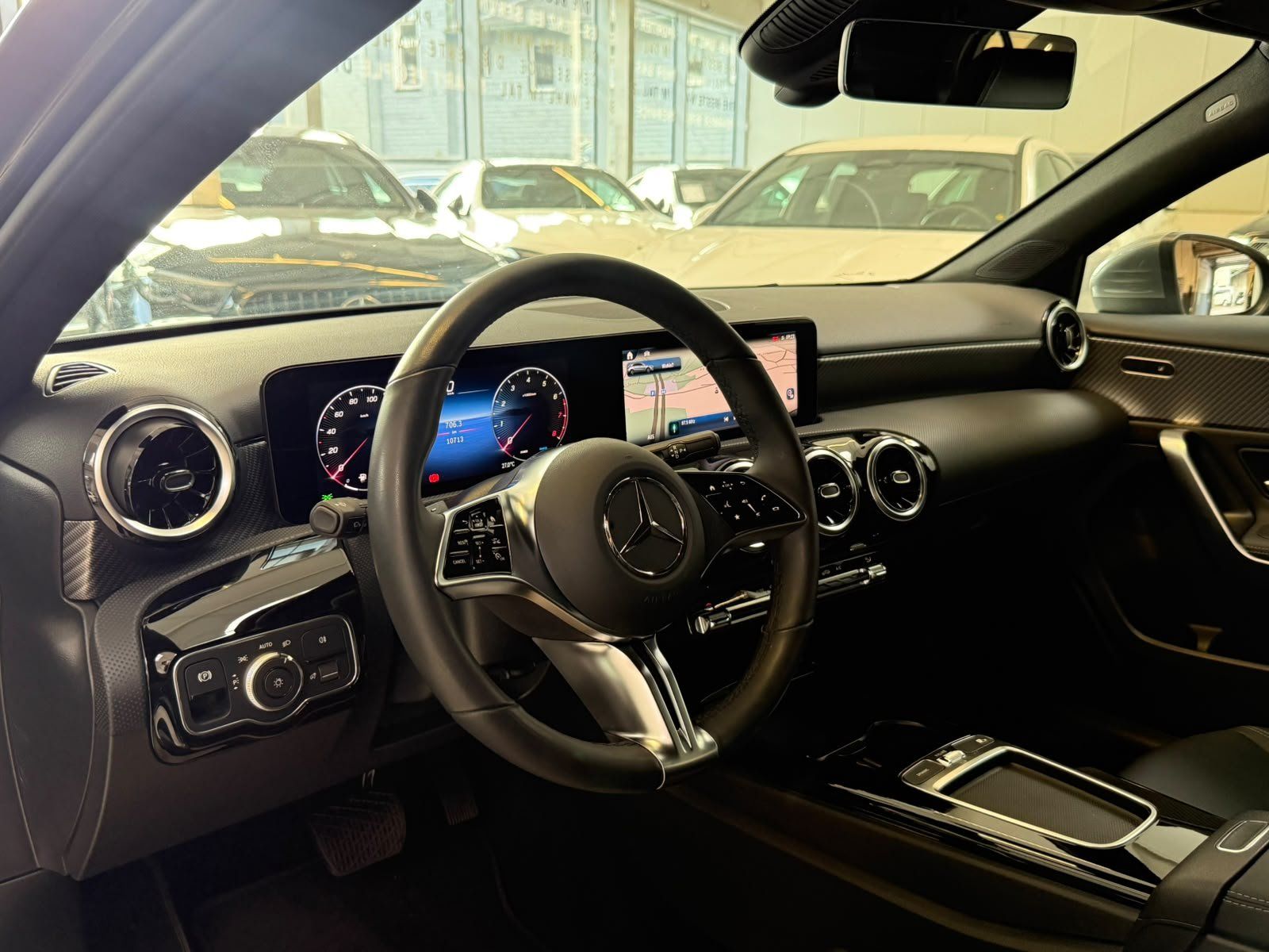 Fahrzeugabbildung Mercedes-Benz A 180 Progressive KAMERA+LED+LENKRADHZ+DAB+SPUR