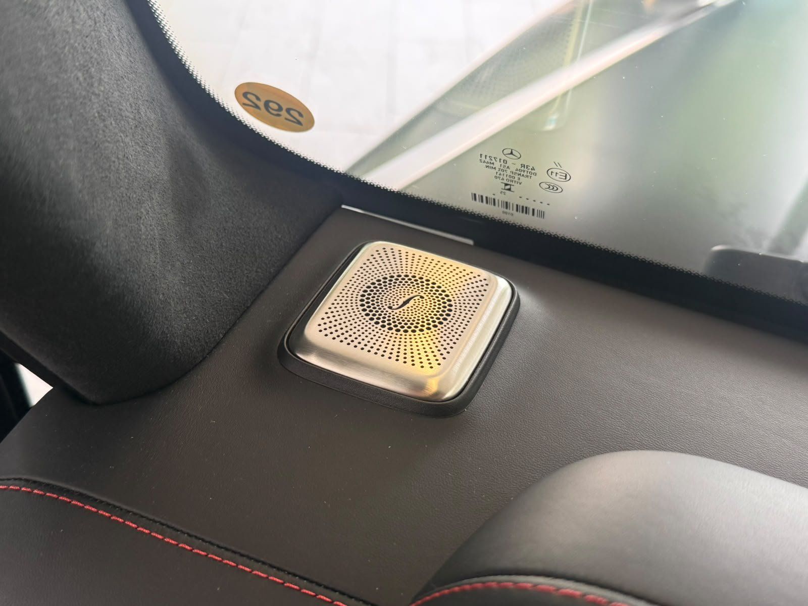 Fahrzeugabbildung Mercedes-Benz G 63 Manufaktur DRIVERS+STDHZ+CARBON+BURM+MBEAM