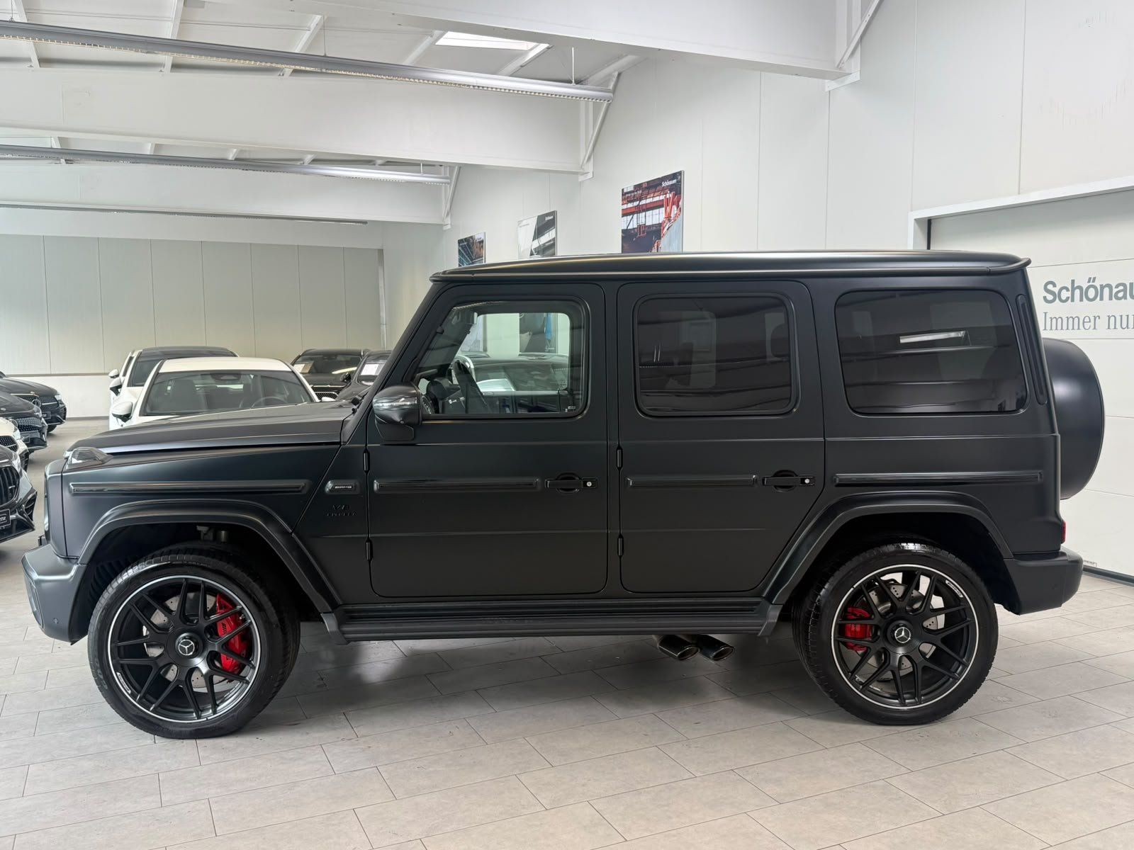 Fahrzeugabbildung Mercedes-Benz G 63 Manufaktur DRIVERS+STDHZ+CARBON+BURM+MBEAM