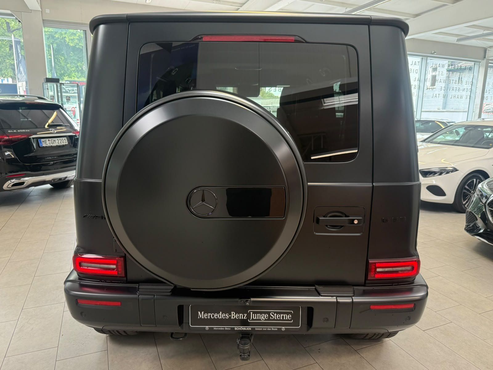 Fahrzeugabbildung Mercedes-Benz G 63 Manufaktur DRIVERS+STDHZ+CARBON+BURM+MBEAM