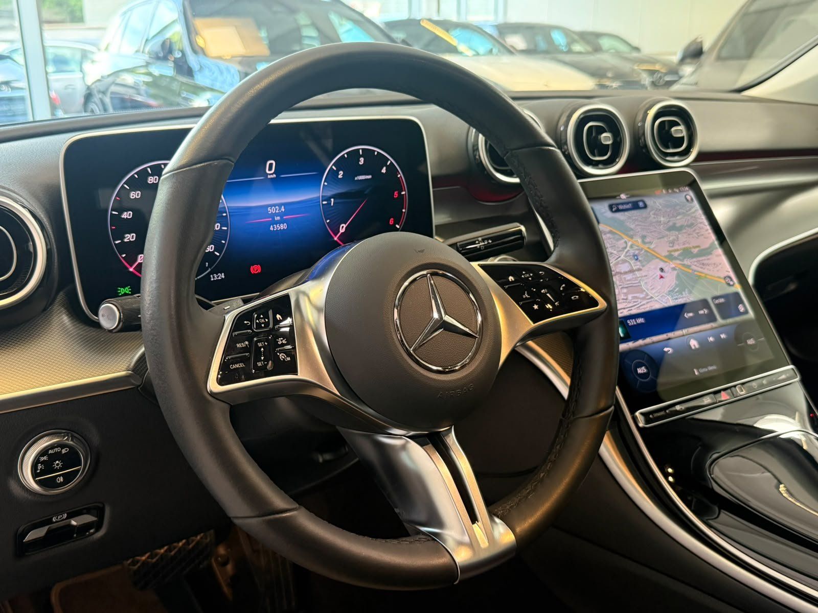Fahrzeugabbildung Mercedes-Benz C 200d T Avantgarde KAMERA+LED+CARPLAY+AMBIENTE