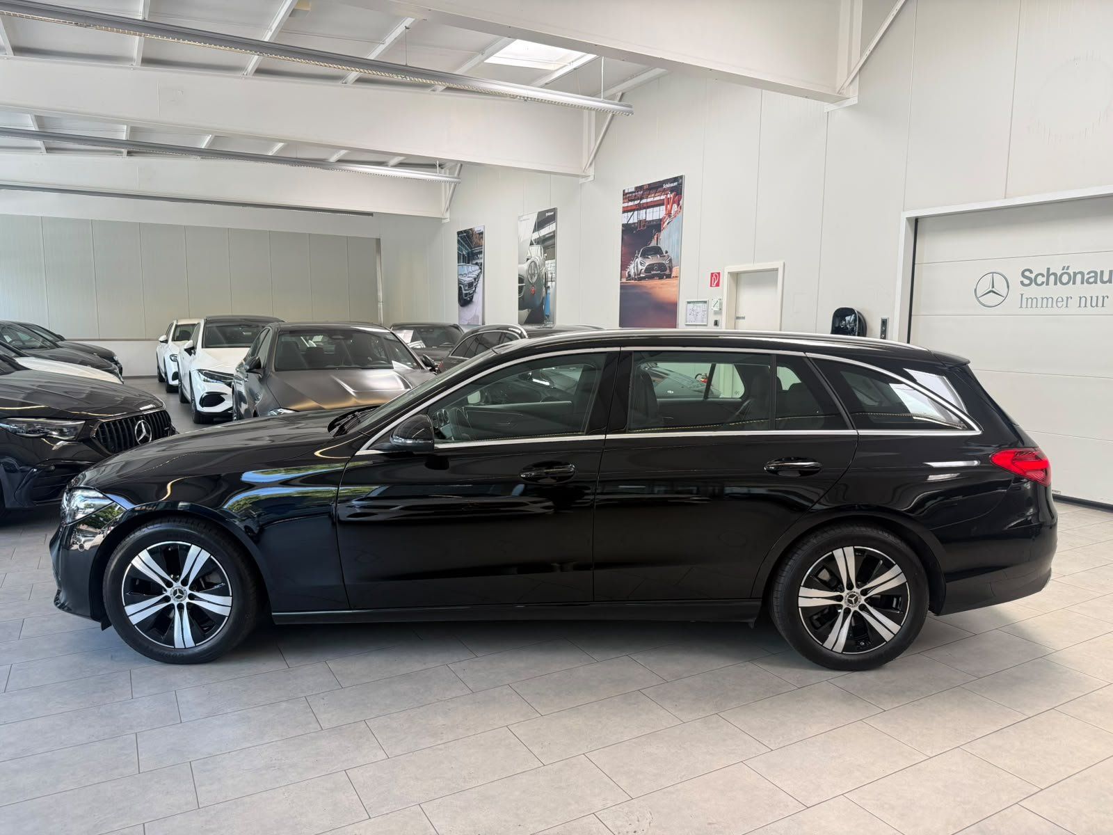 Fahrzeugabbildung Mercedes-Benz C 200d T Avantgarde KAMERA+LED+CARPLAY+AMBIENTE