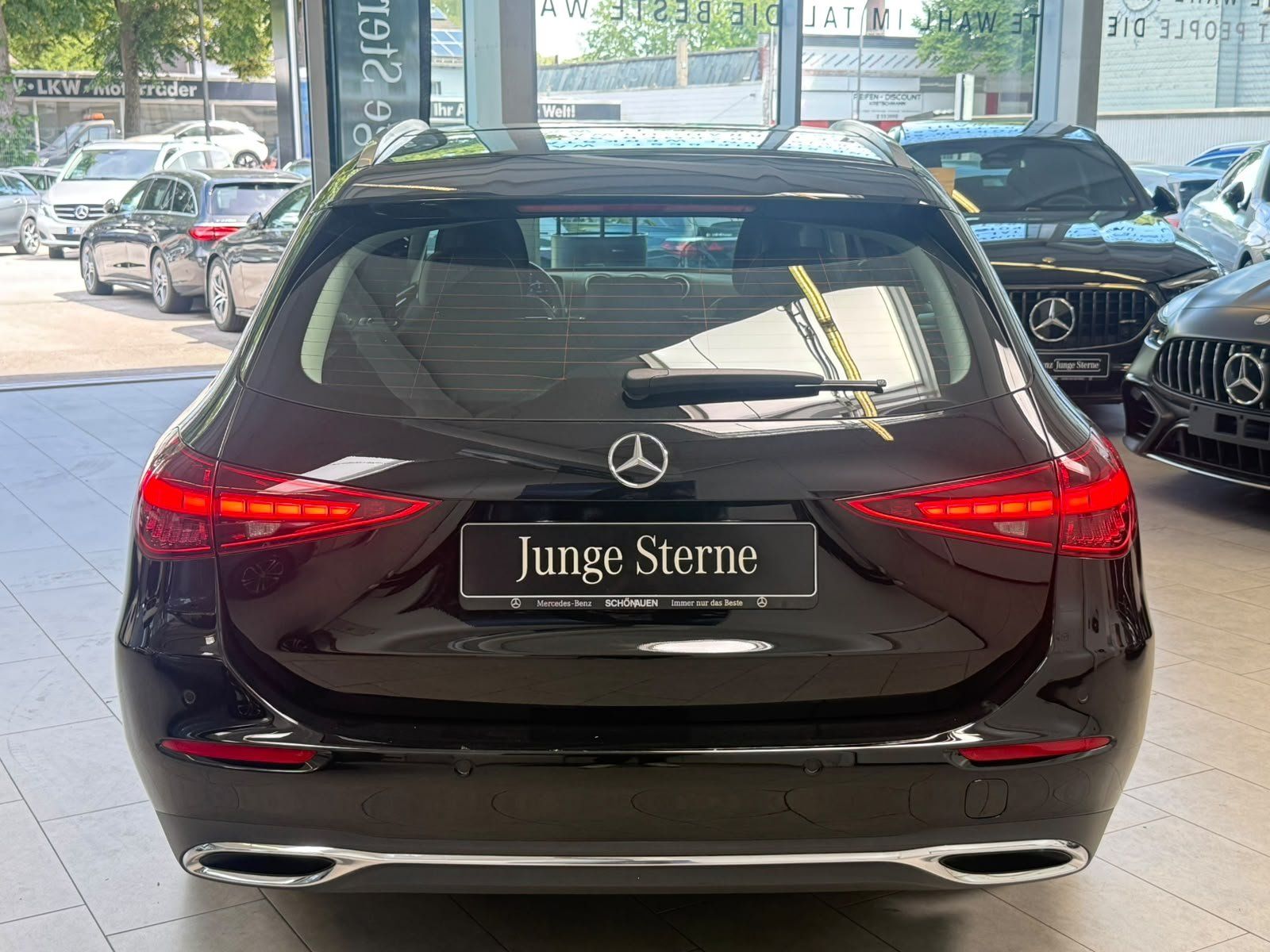 Fahrzeugabbildung Mercedes-Benz C 200d T Avantgarde KAMERA+LED+CARPLAY+AMBIENTE
