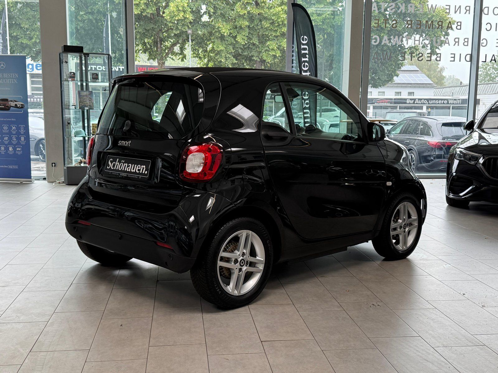 Fahrzeugabbildung Smart EQ fortwo KLIMA+DAB+ALU+TEMPOMAT+EINPARKHILFE