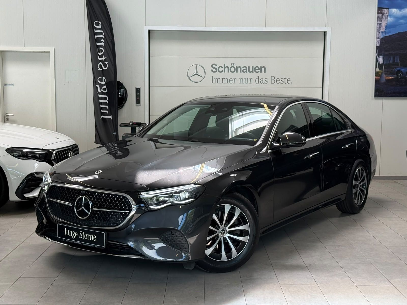 Mercedes-Benz E 220 d AVANTGARDE ADV.PLUS+DLIGHT+FAP+360°+KEYL
