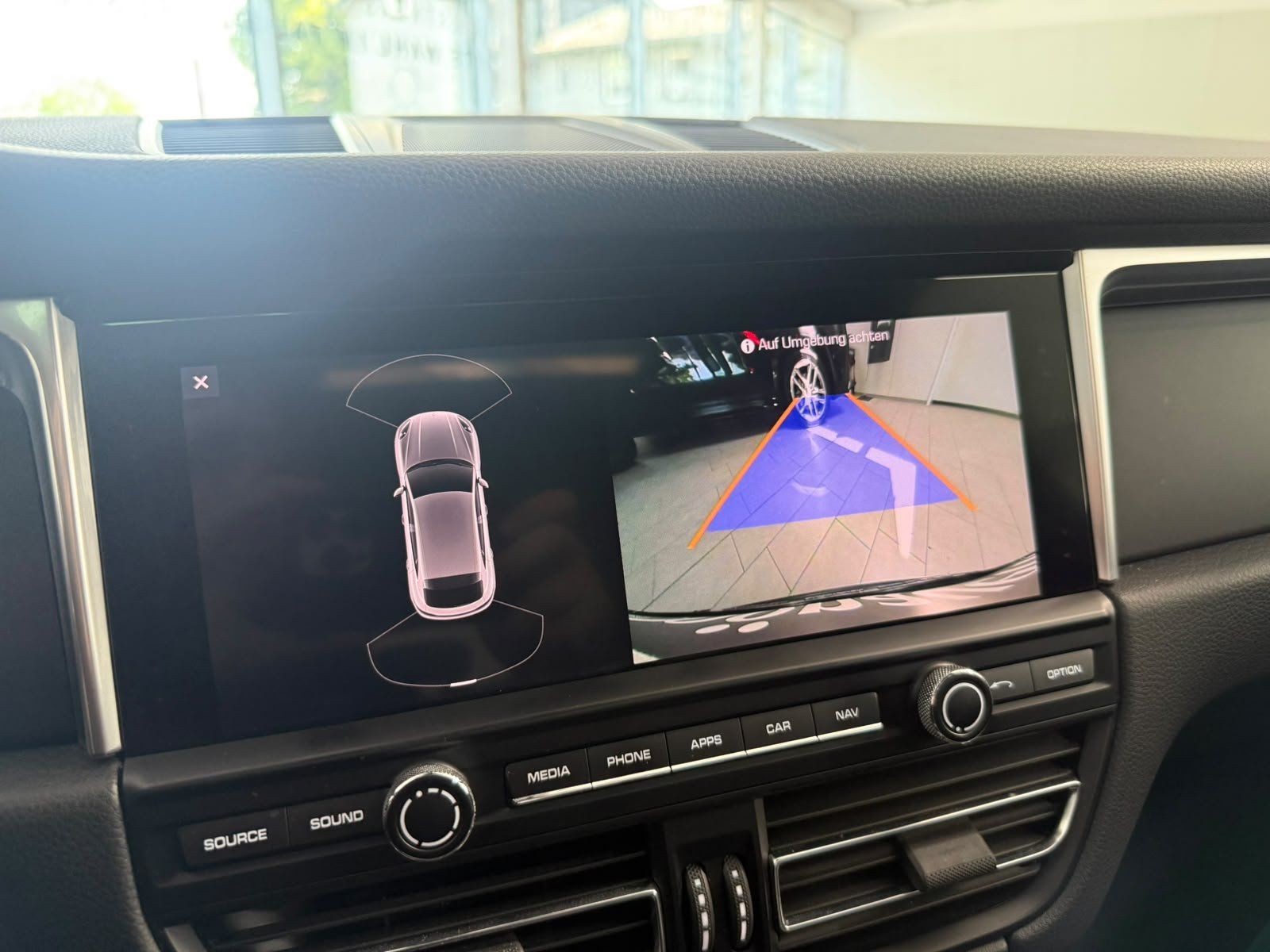 Fahrzeugabbildung Porsche Macan APPROVED MÖGL.+PANO+LUFT+ACC+AHK+SITZKLIMA