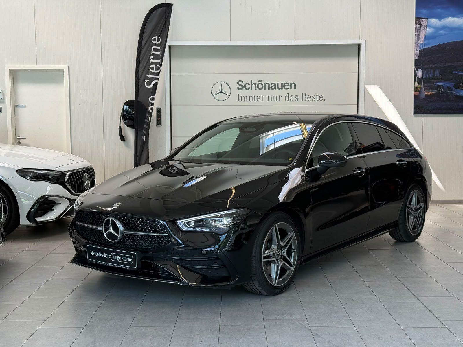 Fahrzeugabbildung Mercedes-Benz CLA 200 SB AMG PREM. AHK+BEAM+MEMORY+KEYLESS+DAB