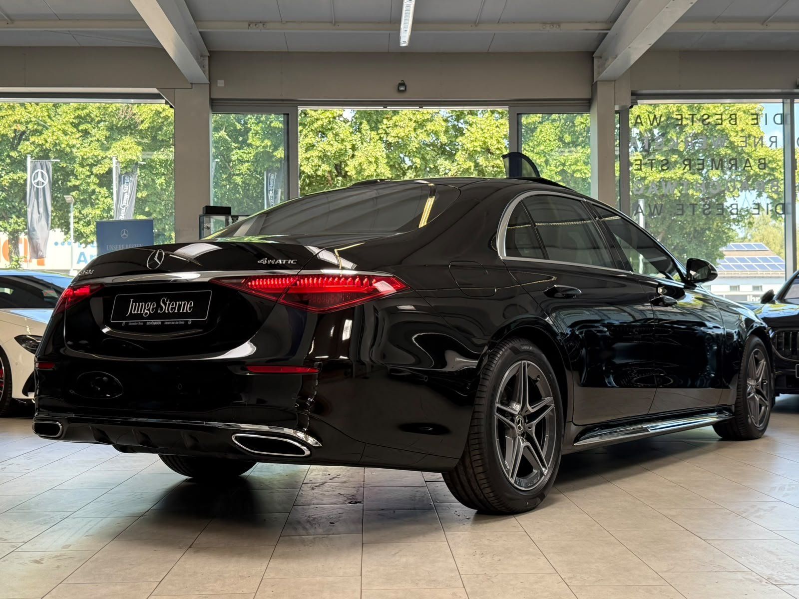 Fahrzeugabbildung Mercedes-Benz S 450 d 4M L AMG FOND-ENT.+DRIVEPILOT+HAL+TV+HUD