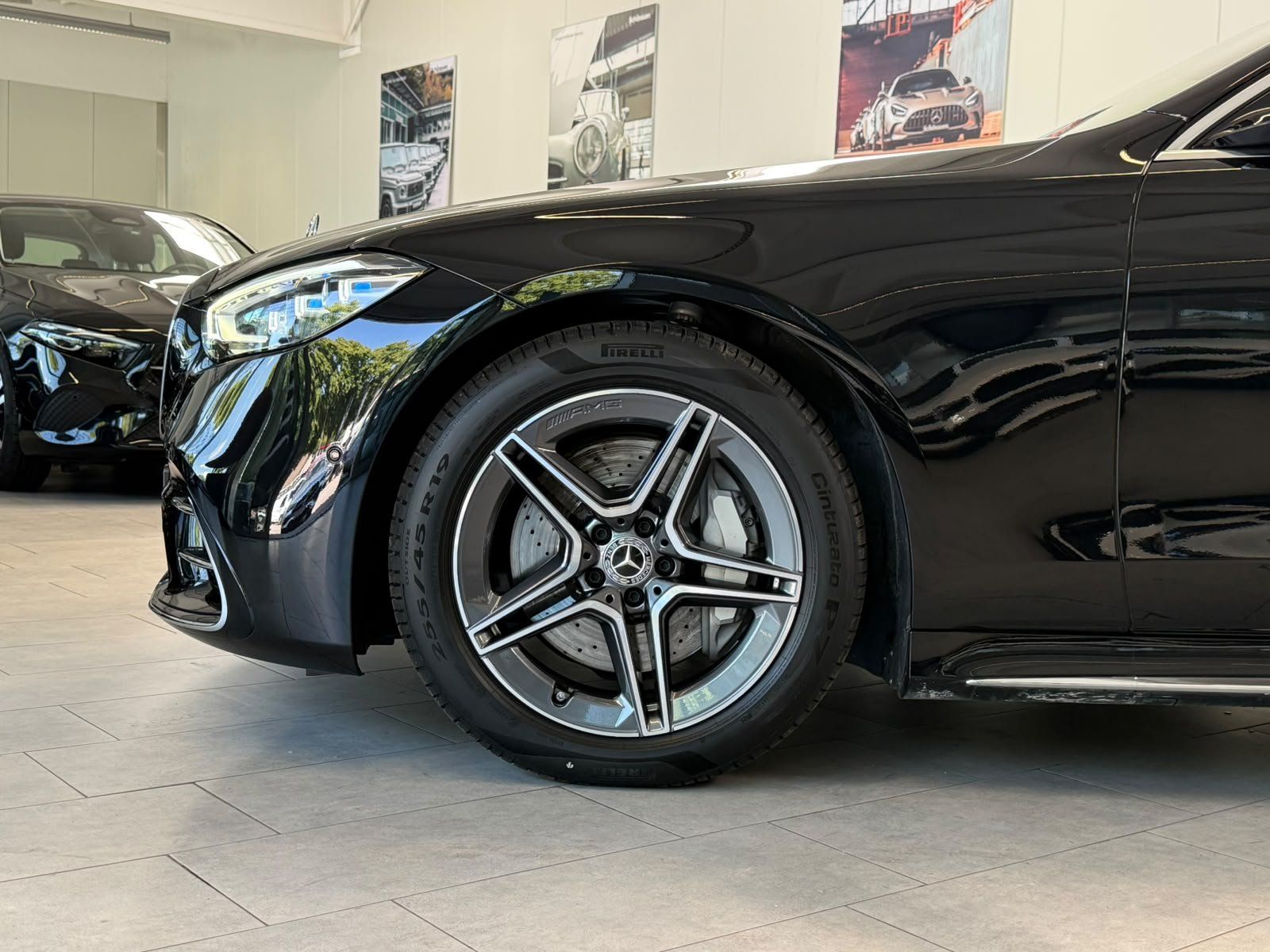 Fahrzeugabbildung Mercedes-Benz S 450 d 4M L AMG FOND-ENT.+DRIVEPILOT+HAL+TV+HUD