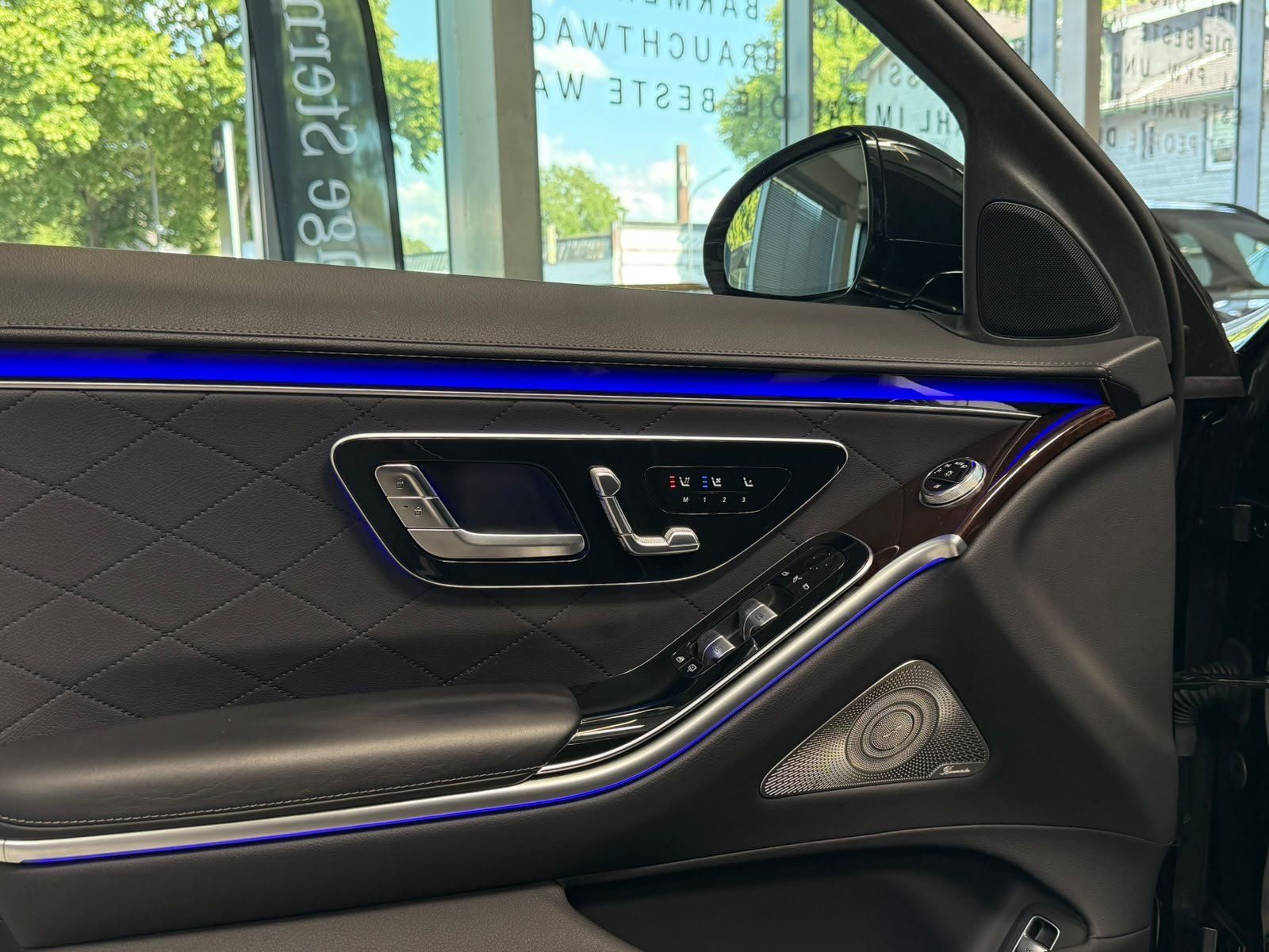Fahrzeugabbildung Mercedes-Benz S 450 d 4M L AMG FOND-ENT.+DRIVEPILOT+HAL+TV+HUD