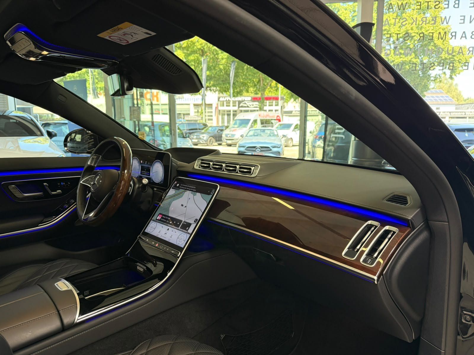 Fahrzeugabbildung Mercedes-Benz S 450 d 4M L AMG FOND-ENT.+DRIVEPILOT+HAL+TV+HUD